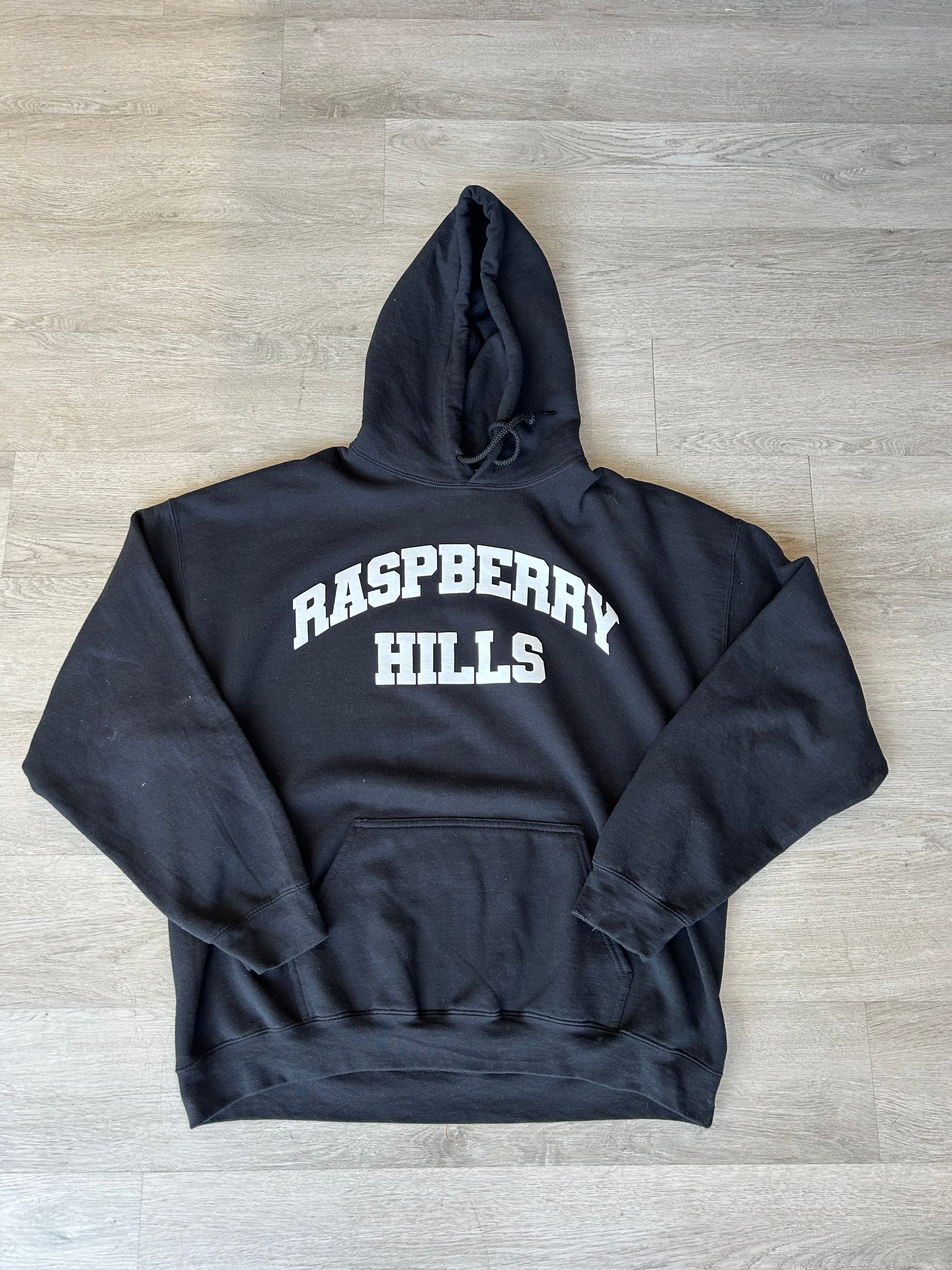 Pre-Owned GV Gallery Raspberry Hills Hoodie
