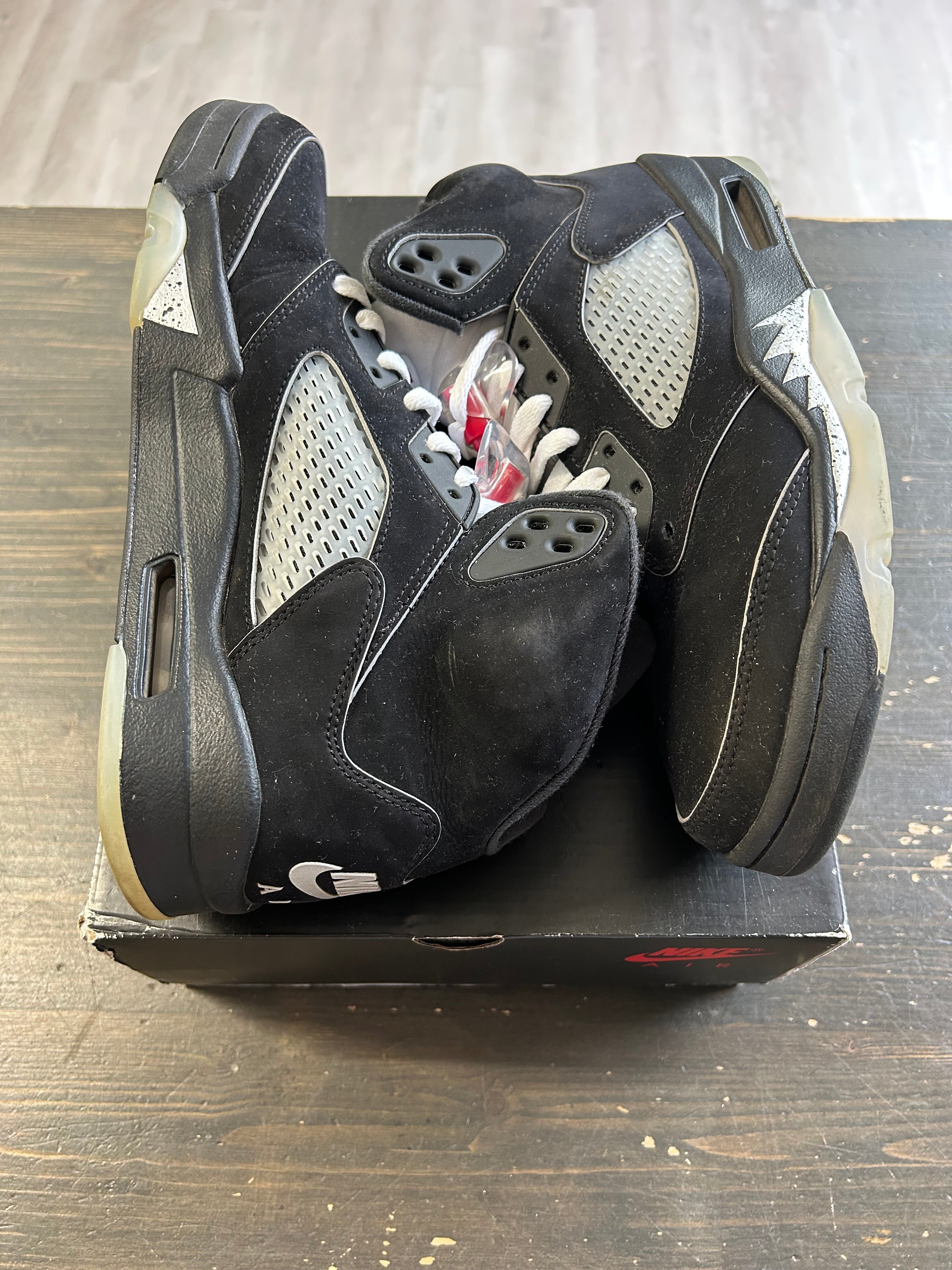 Pre-Owned Jordan 5 Retro OG Black Metallic Reimagined