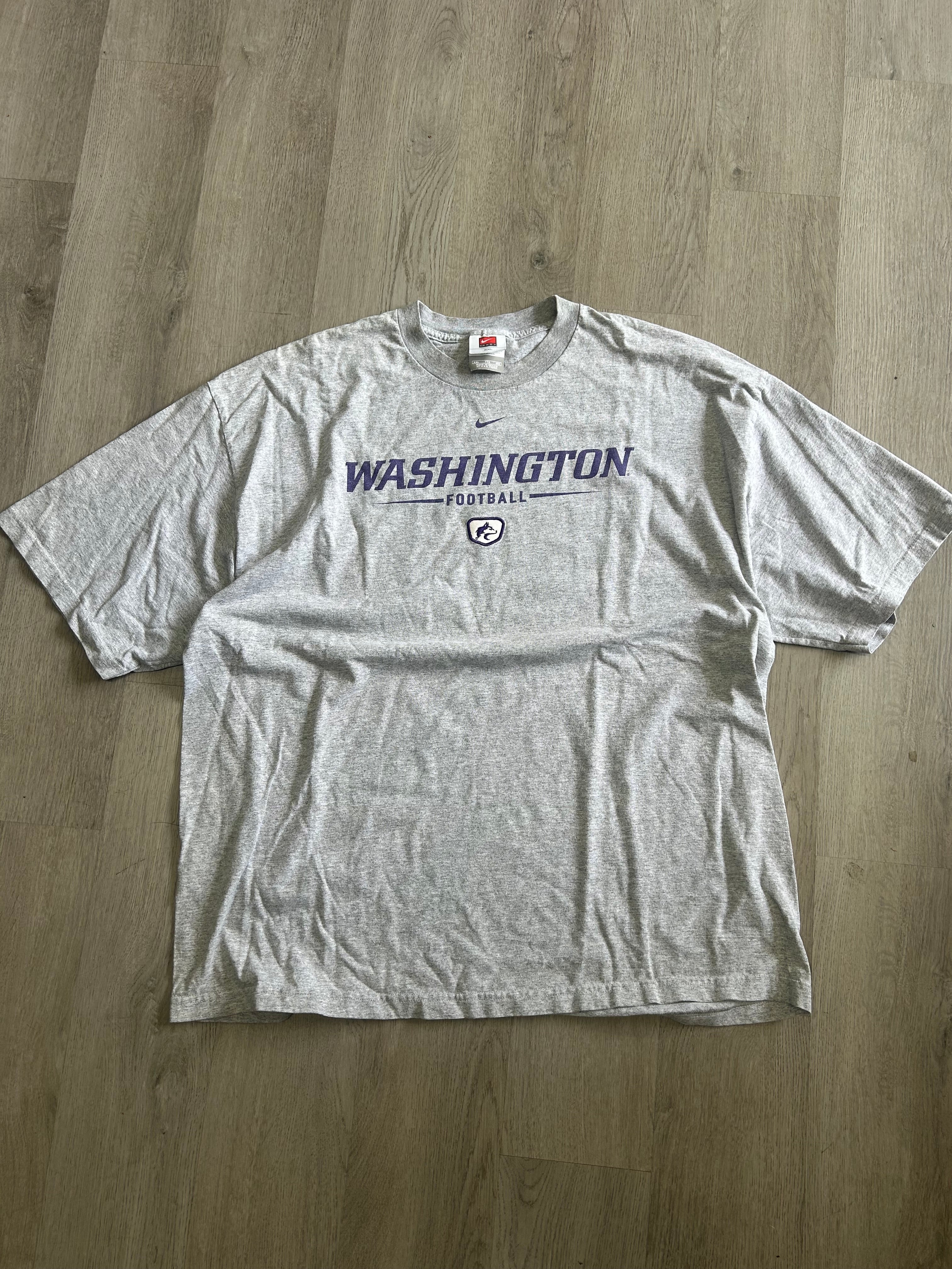 Vintage Nike Univeristy of Washington Huskies Tee