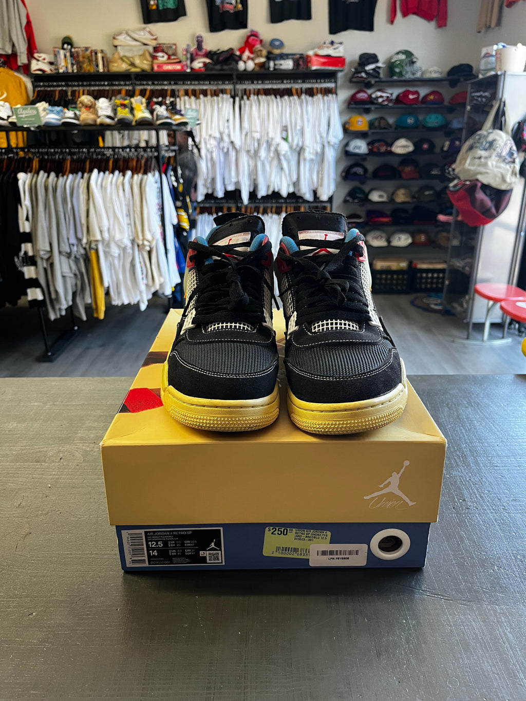 Pre Owned Nike Air Jordan 4 Retro x Union LA 'Off Noir Sneakers
