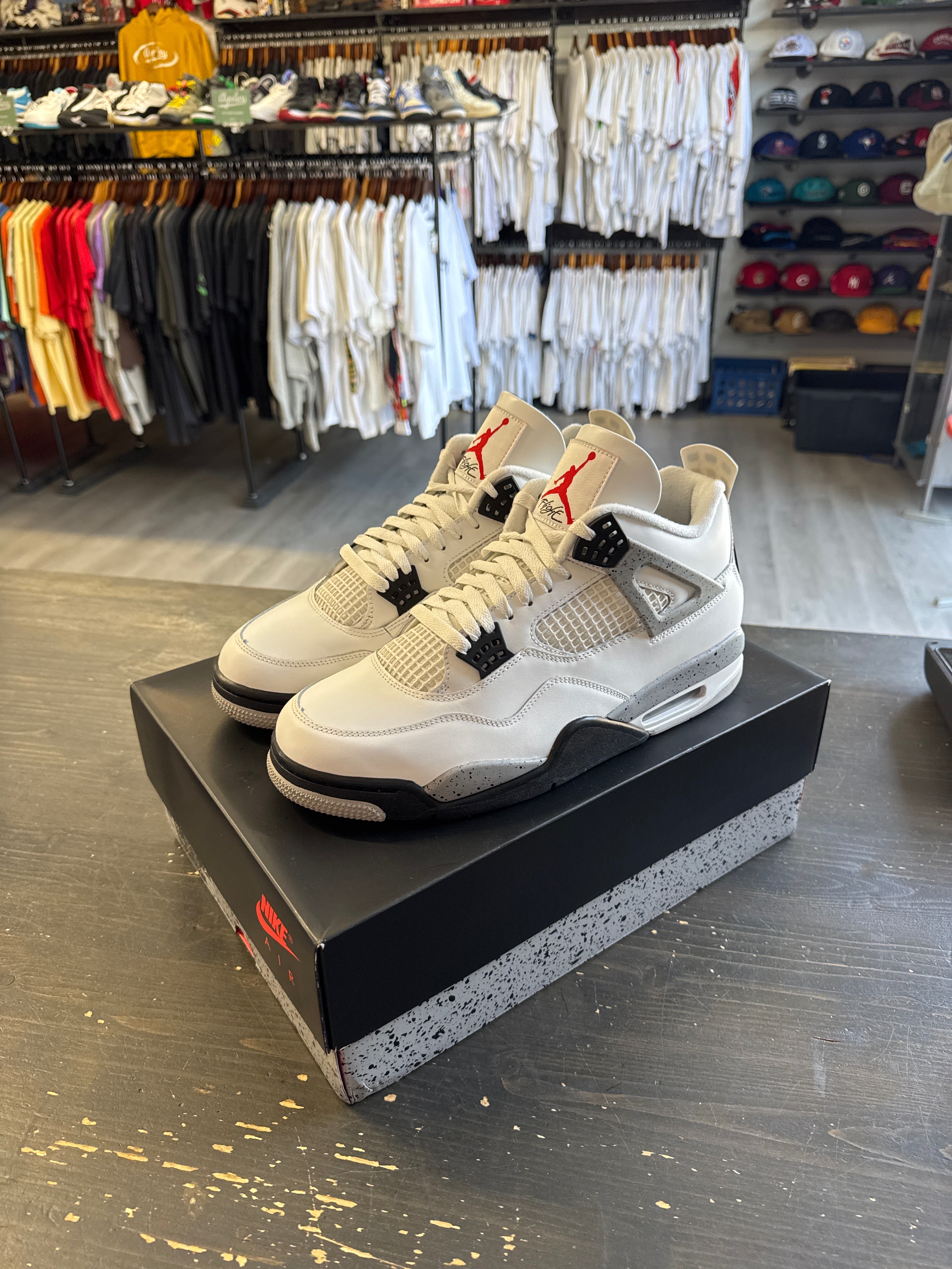Pre-owned Jordan Retro 4 White Cement 2025