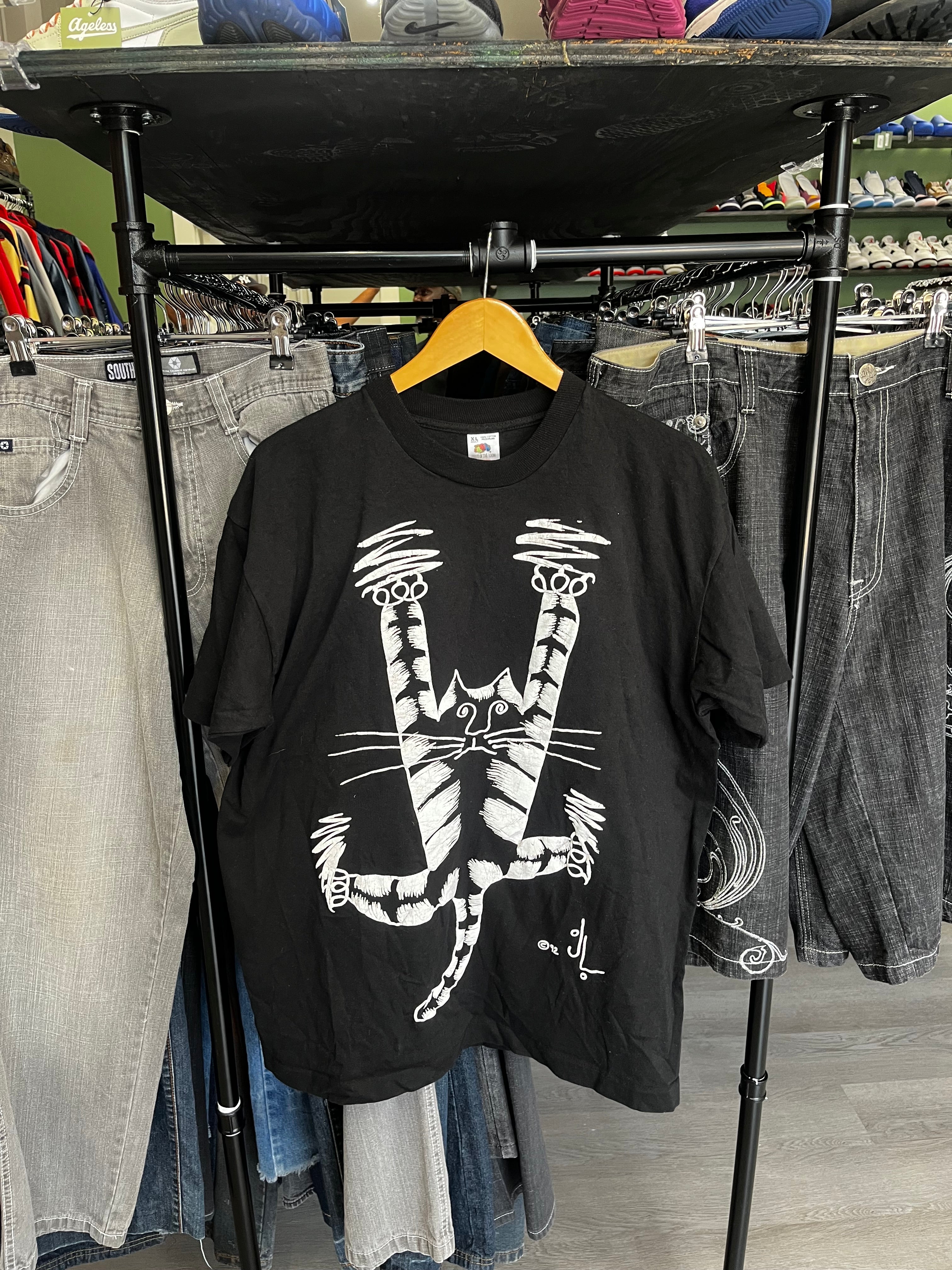 Vintage Vet Time Black Tee