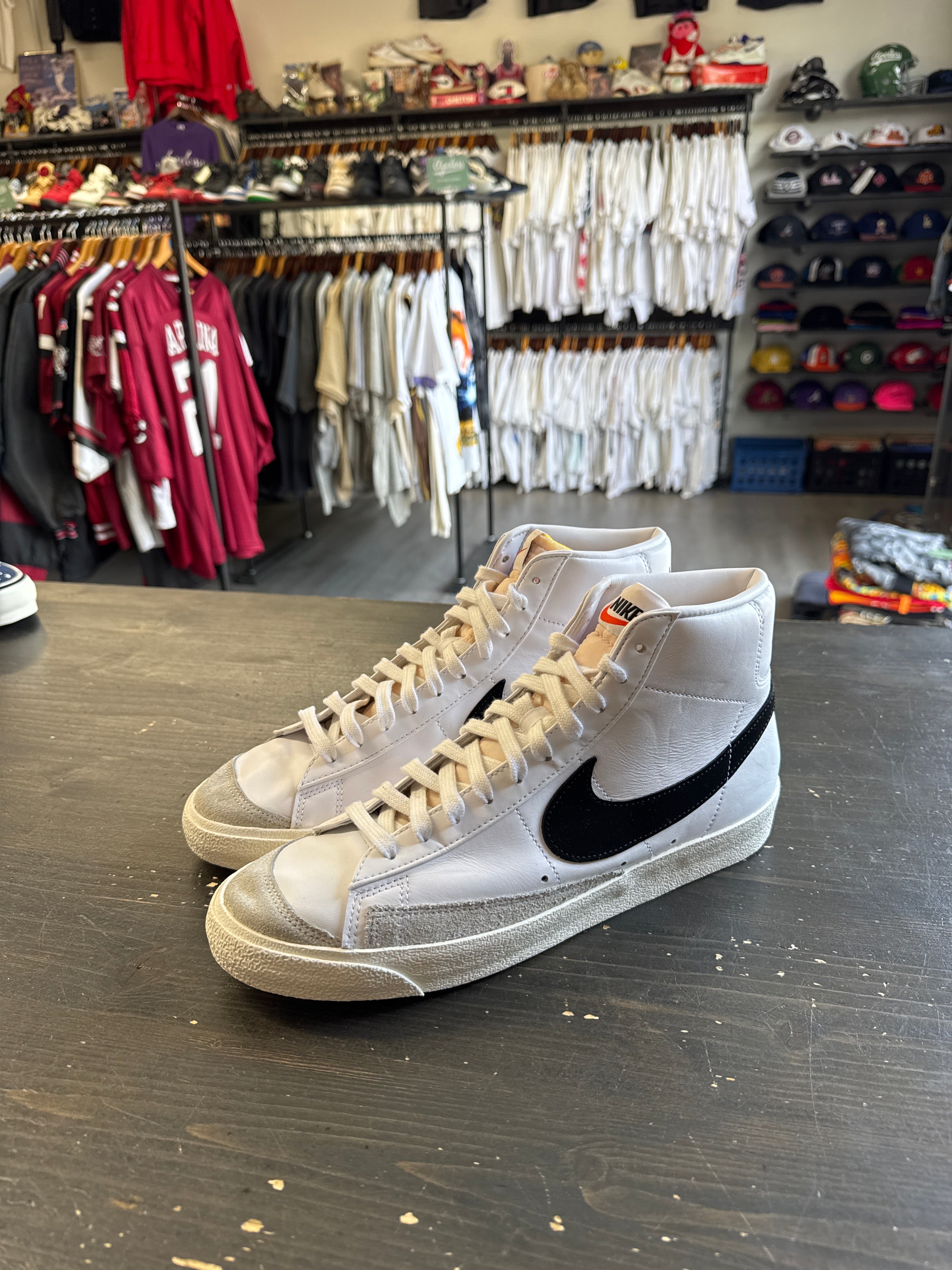 Pre-owned Nike Blazer Mid 77 Vintage White Black