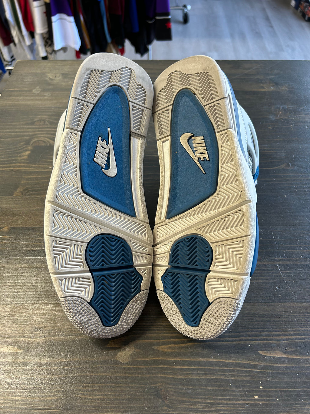 Pre-Owned Jordan 4 Retro Military Blue (2024)
