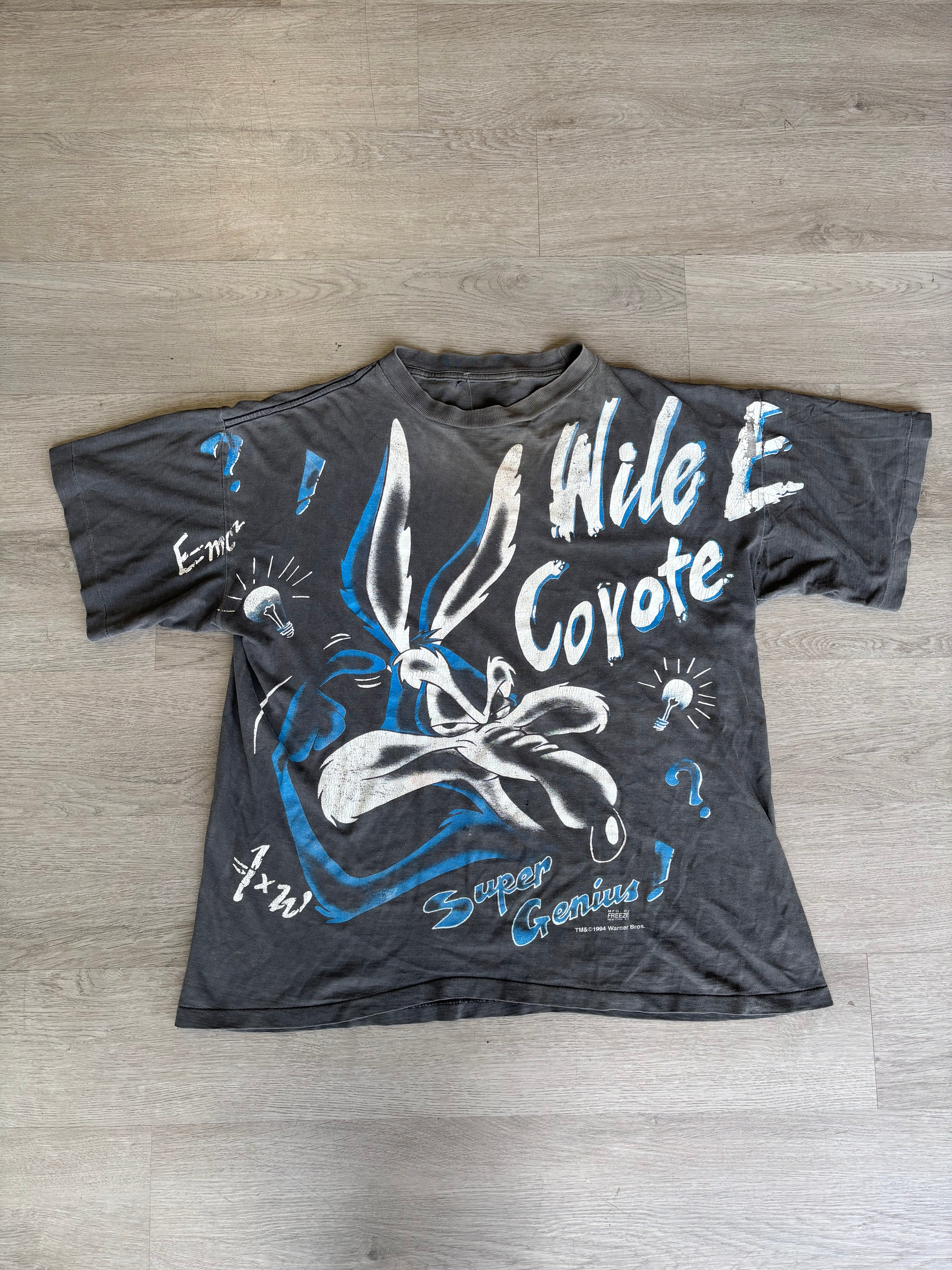 Vintage 1994 Wile E. Coyote Tee