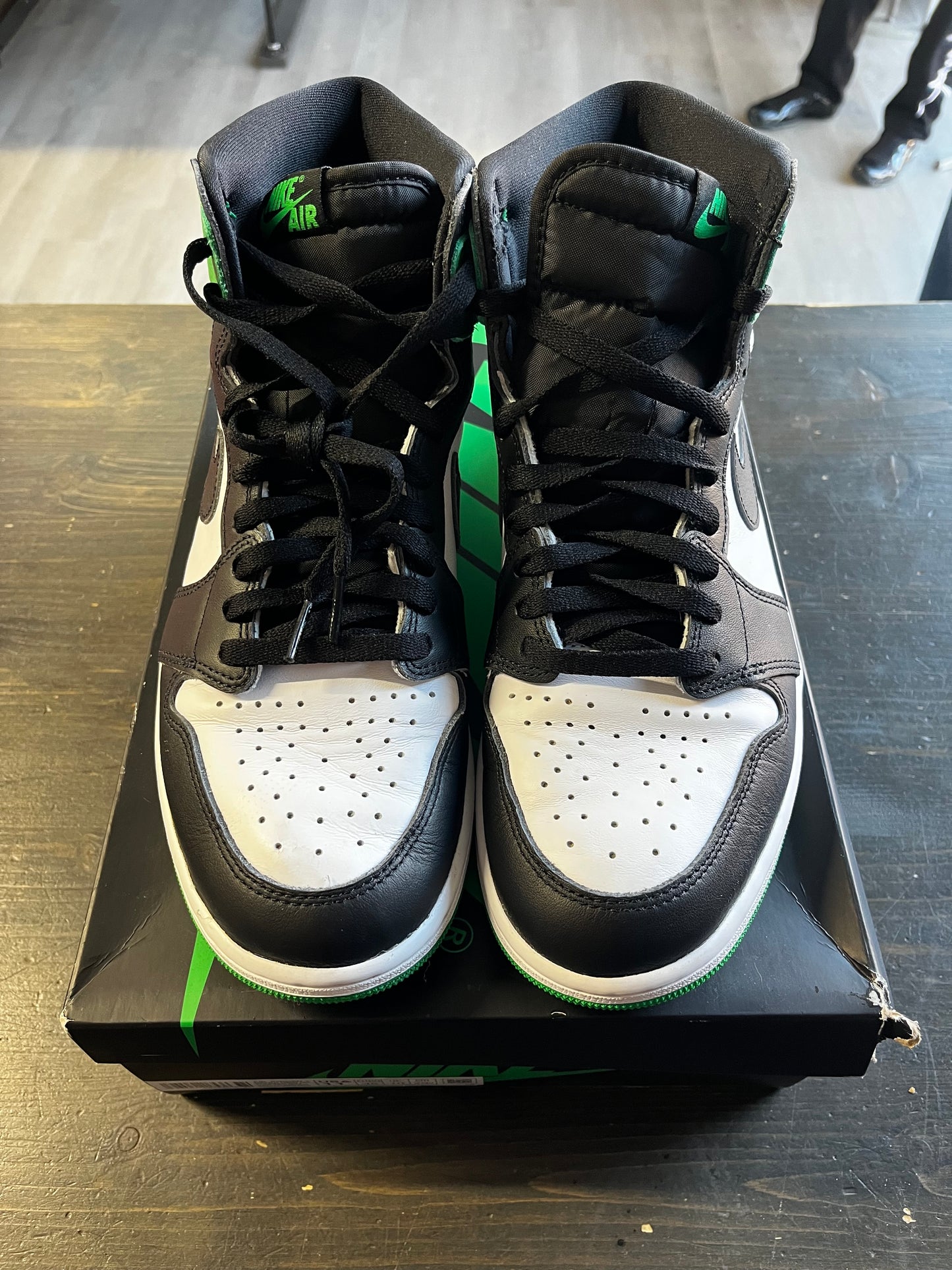 Pre-Owned Jordan 1 Retro High OG Lucky Green
