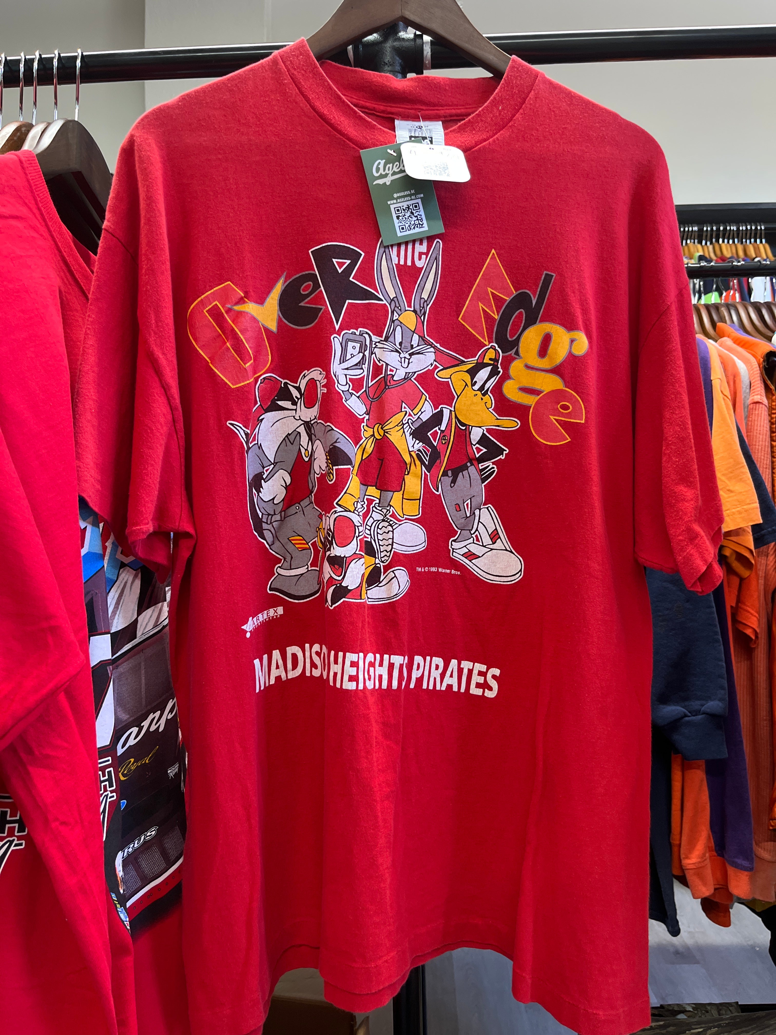 Vintage Looney Tunes Over The Edge Tee