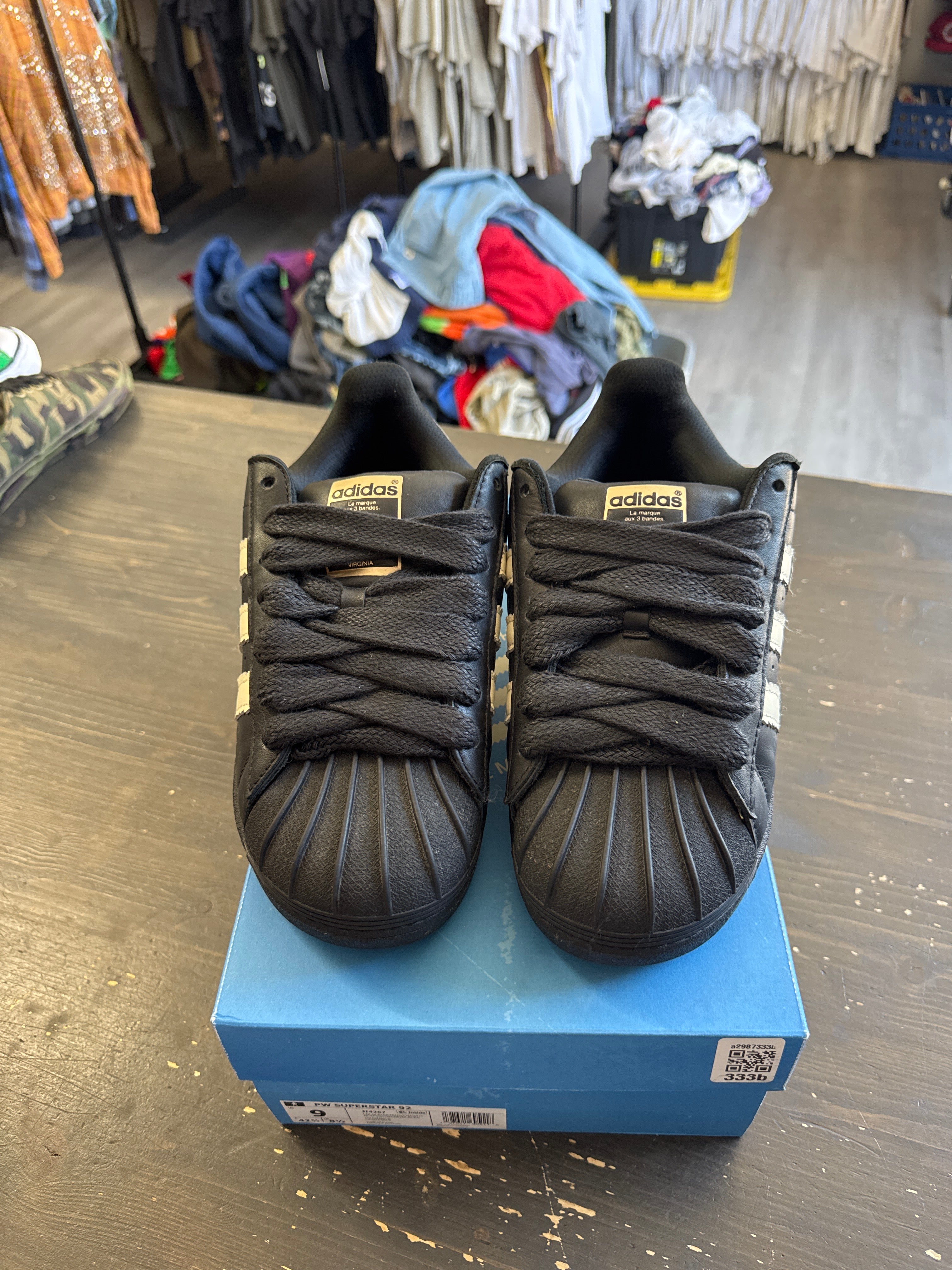 Pre-owned Adidas Superstar 92 Pharrell Black White