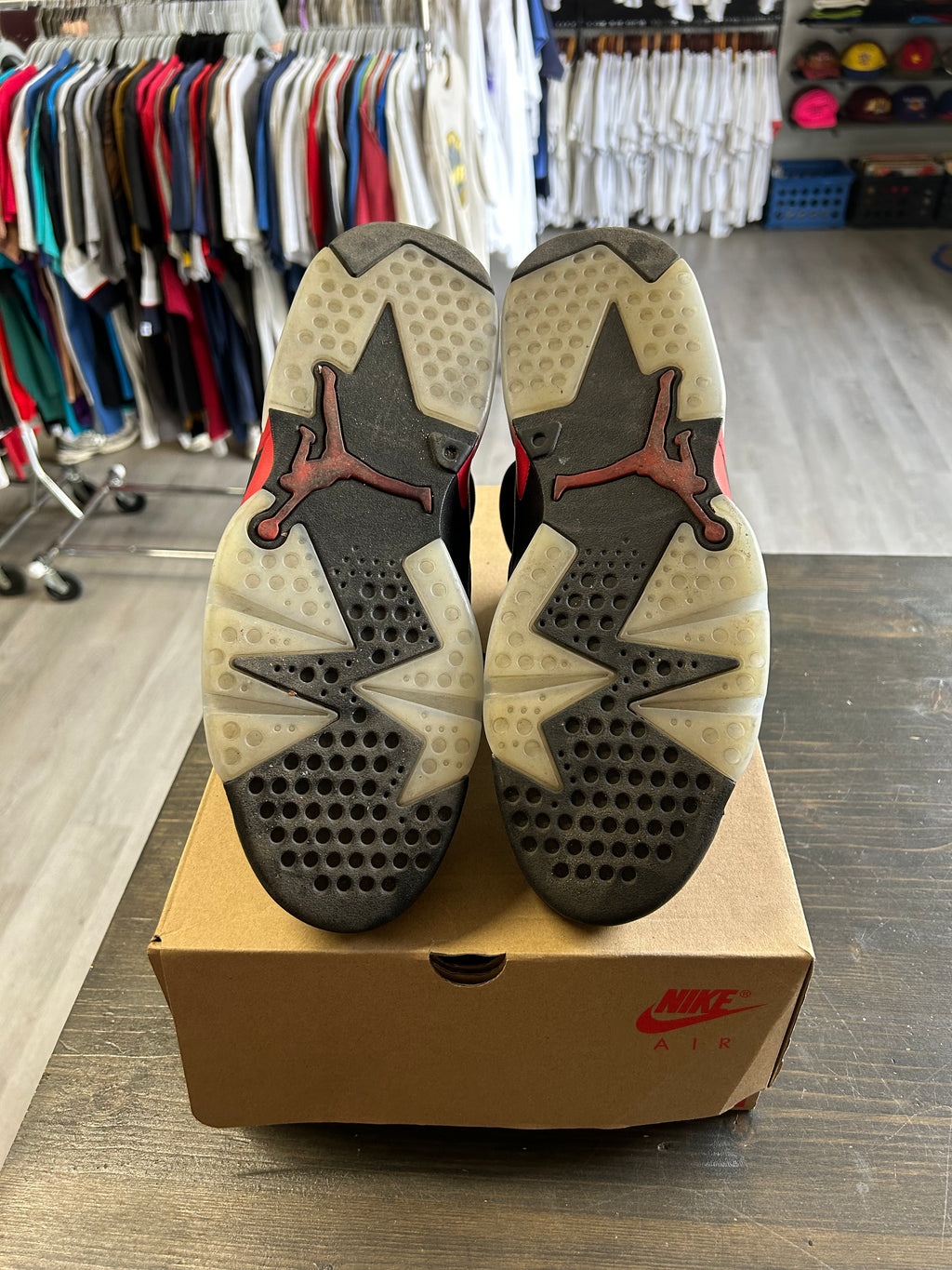 Pre-Owned Nike Air Jordan 6 Retro Infared Salesman