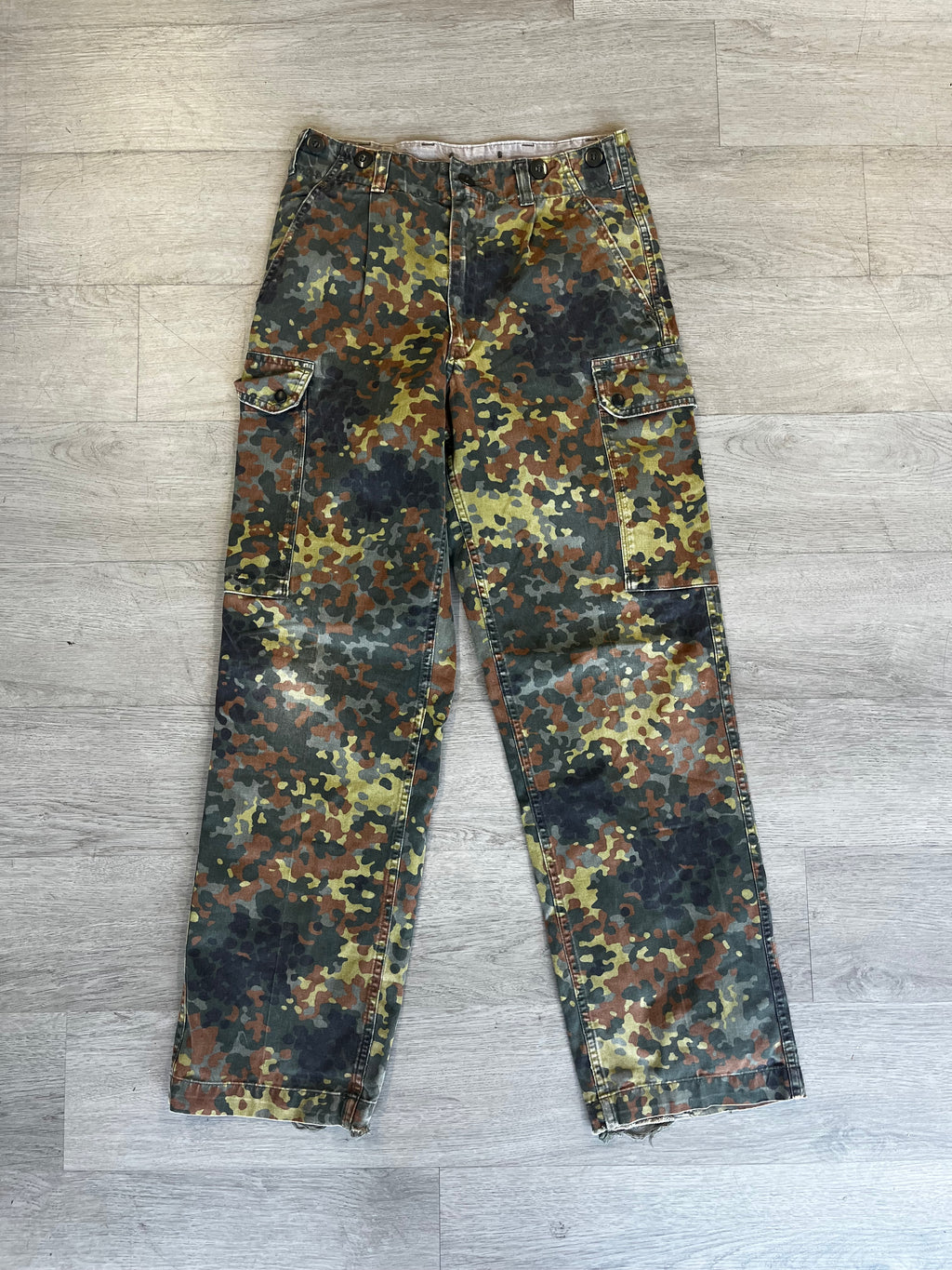 Vintage Multicamo Cargo Pants