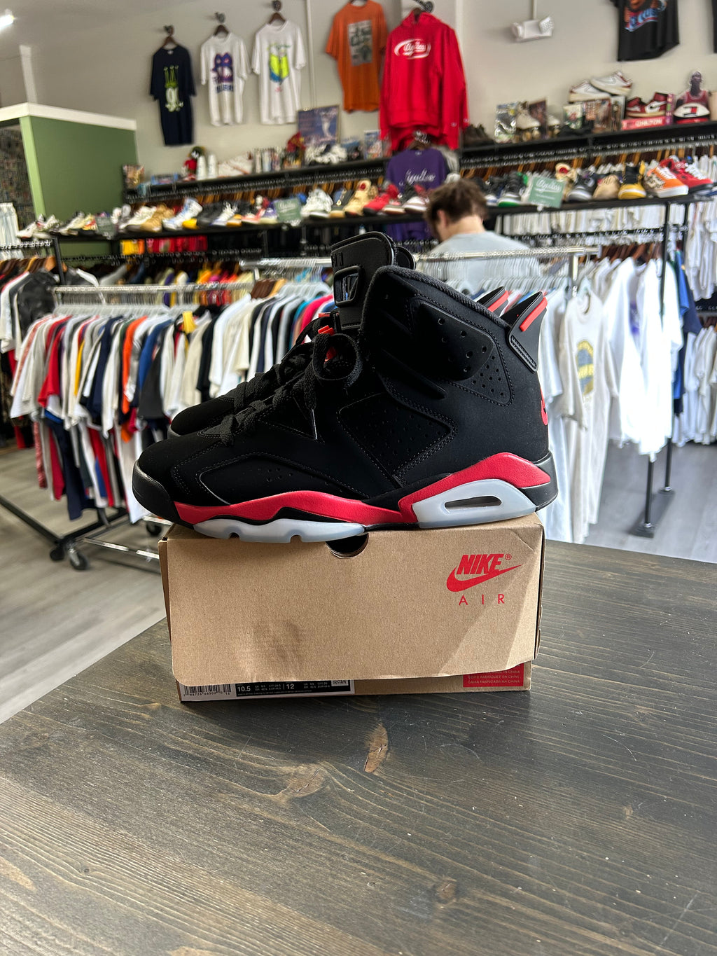 Pre-Owned Nike Air Jordan 6 Retro Infared Salesman