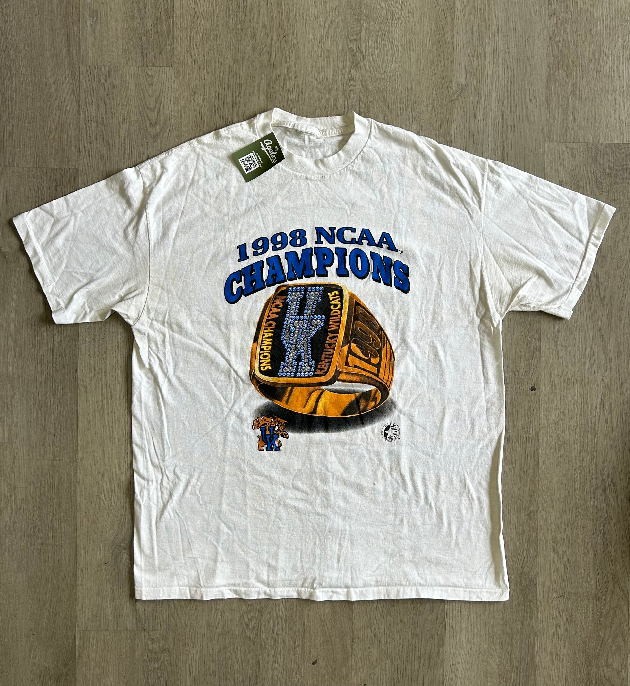 Vintage 1998 NCAA Champions Kentucky Wildcats Ring Tee