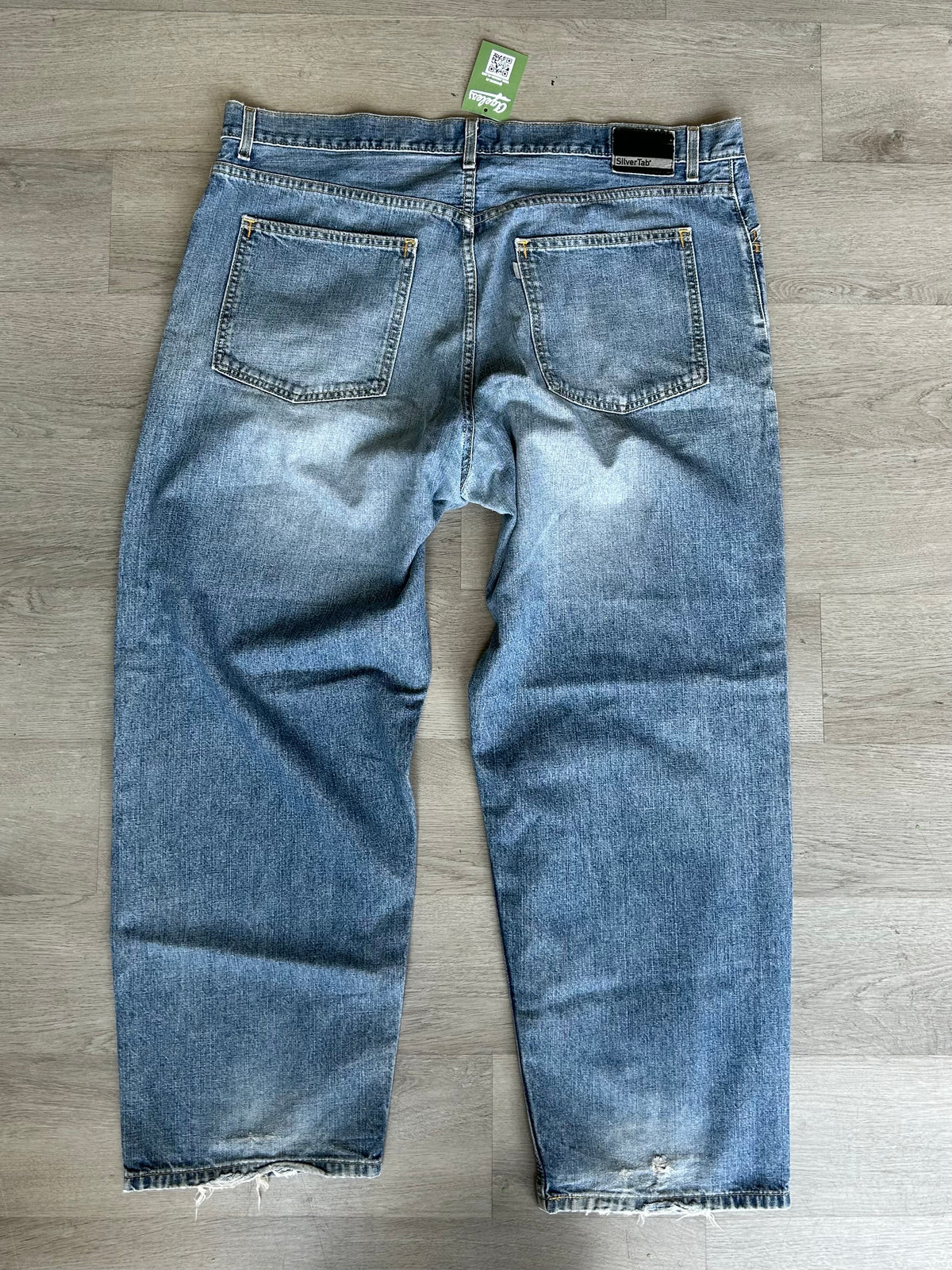 Levi’s Baggy Silver Tab Light Wash  Distressed Jeans