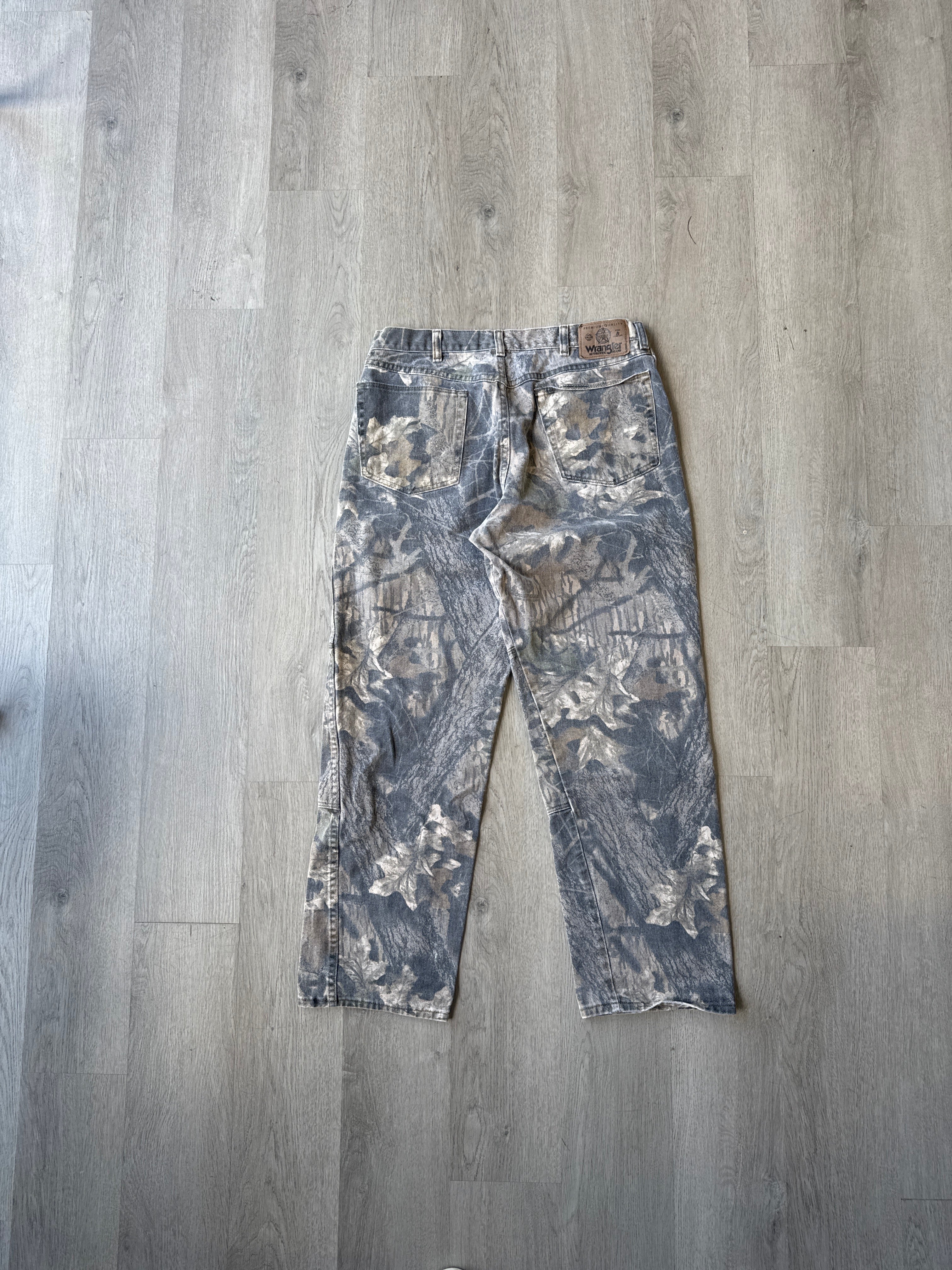 Vintage Wrangler Forest Camo Double Knee Pants