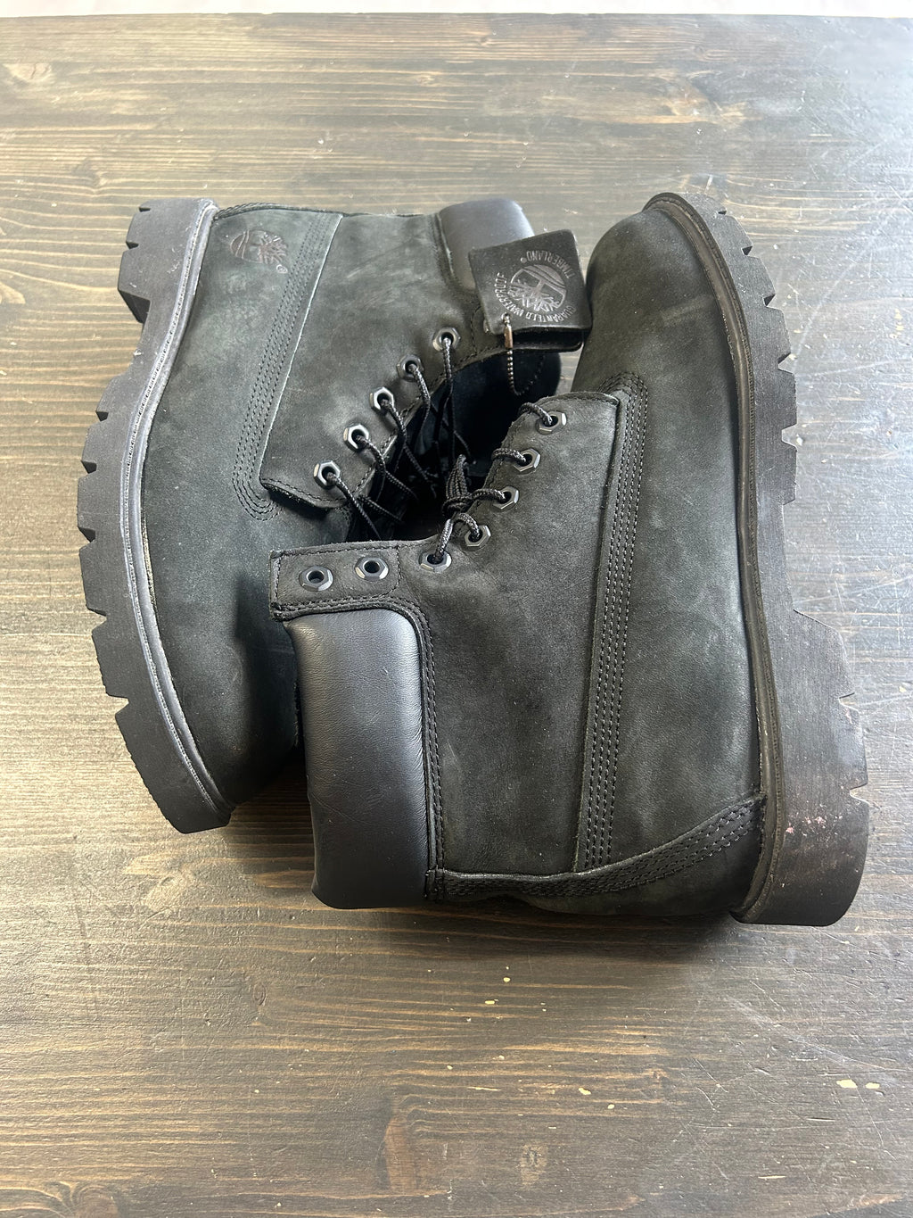 Pre-Owned Black Timberland Boots