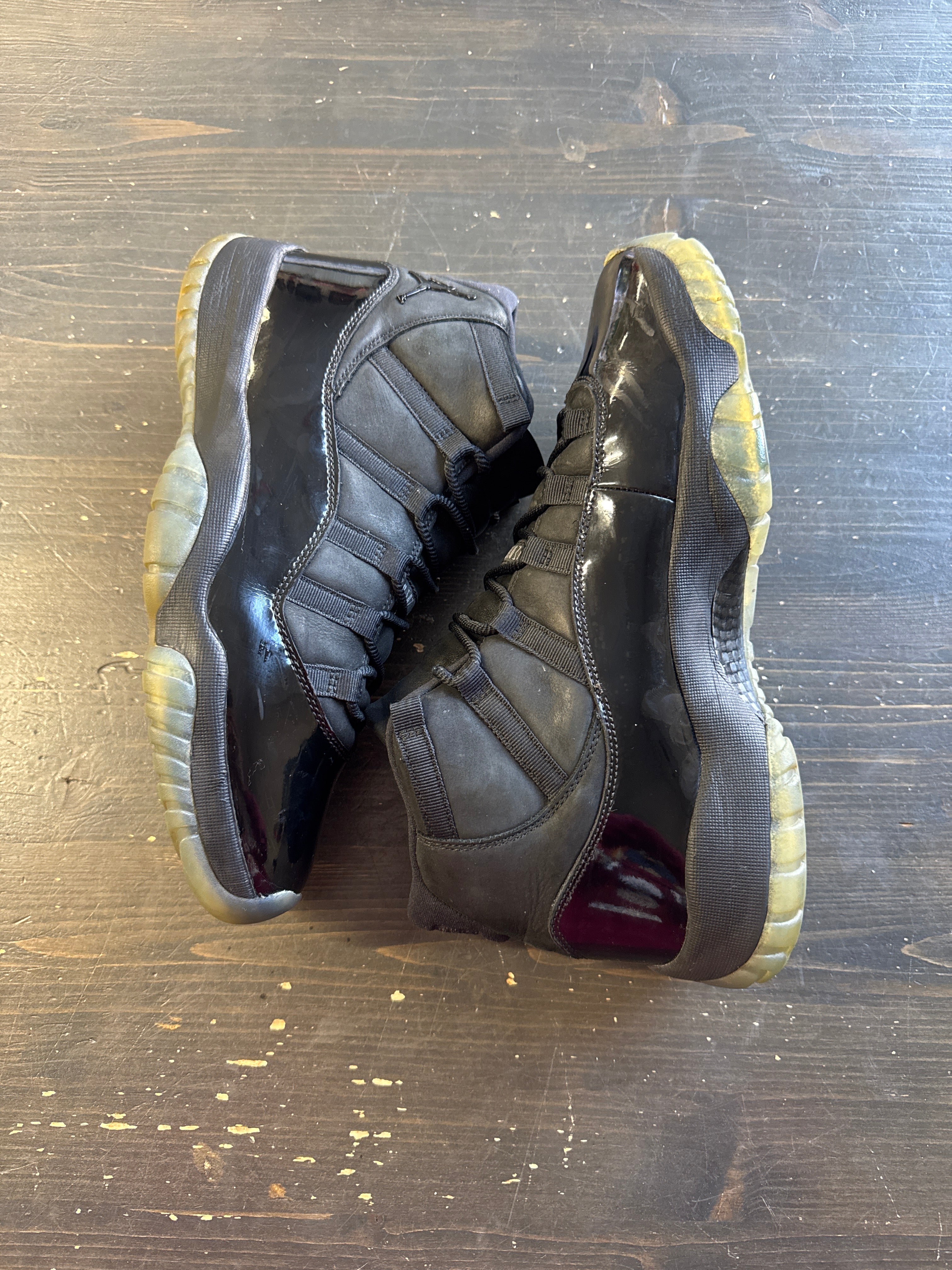 Pre-owned Jordan Retro 11 Cap and Gown