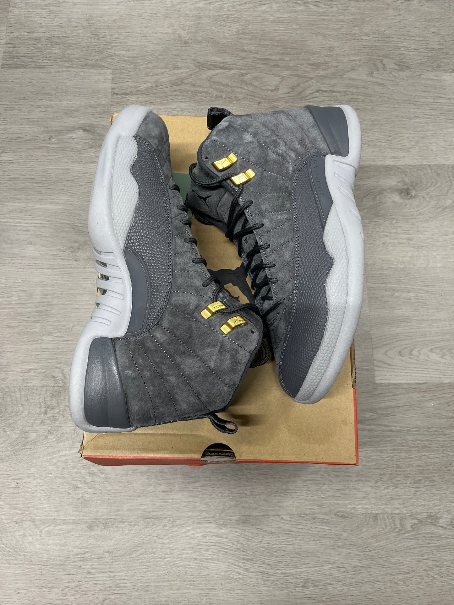 Pre-Owned Jordan 12 Retro
Dark Grey