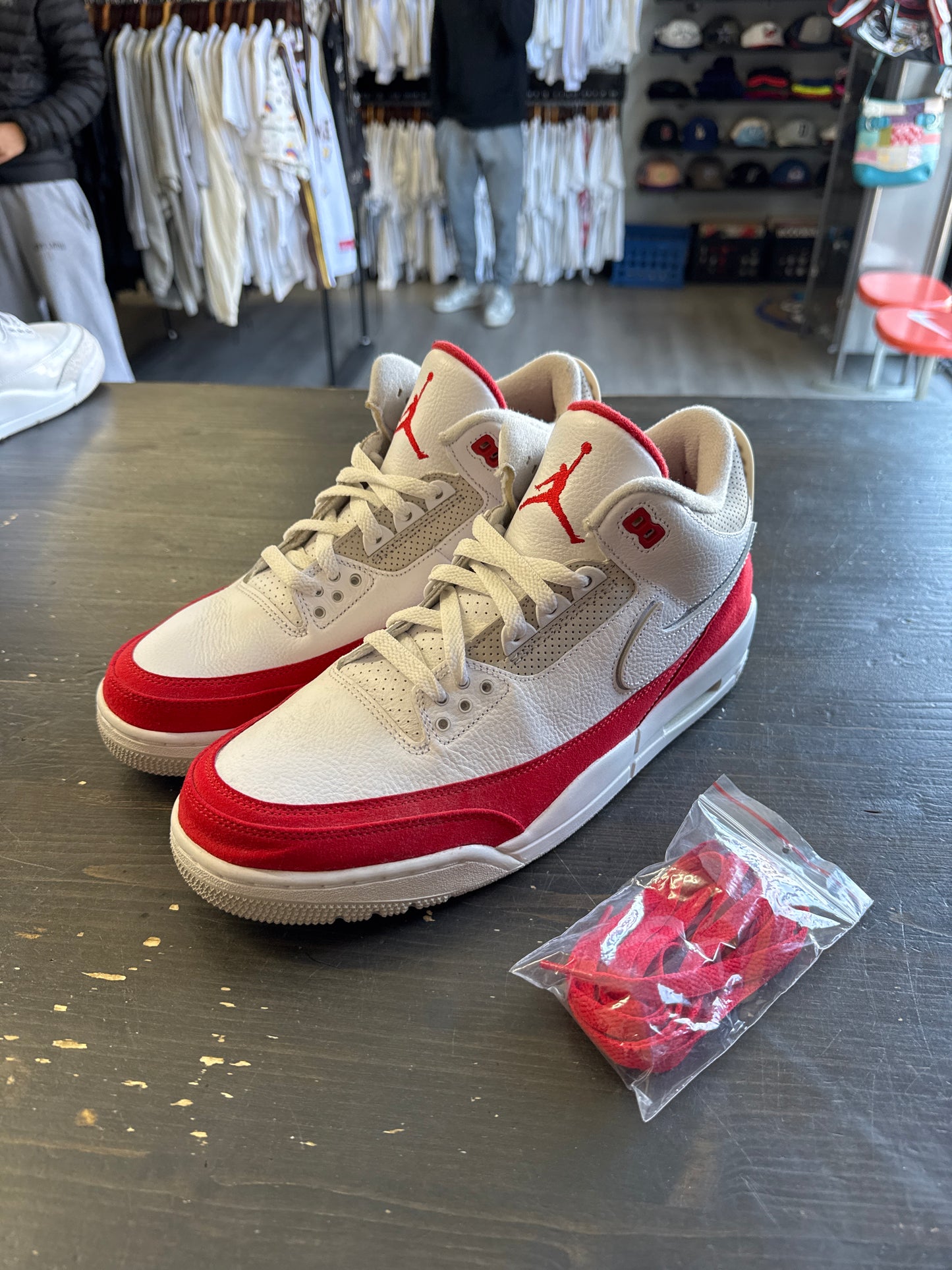 Pre-owned Jordan Retro 3 Tinker White University Red