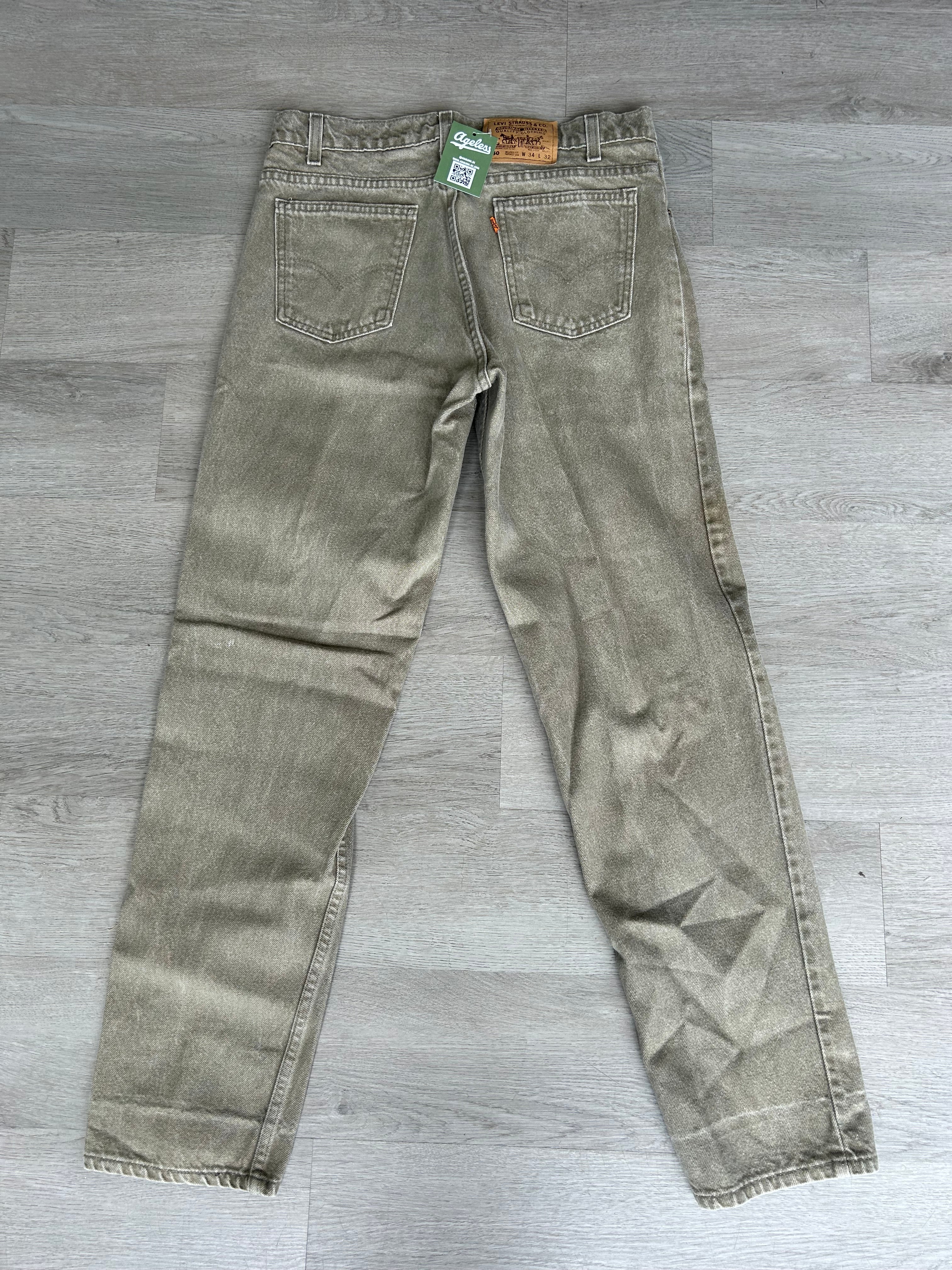Vintage Levi’s 550 Khaki Jeans