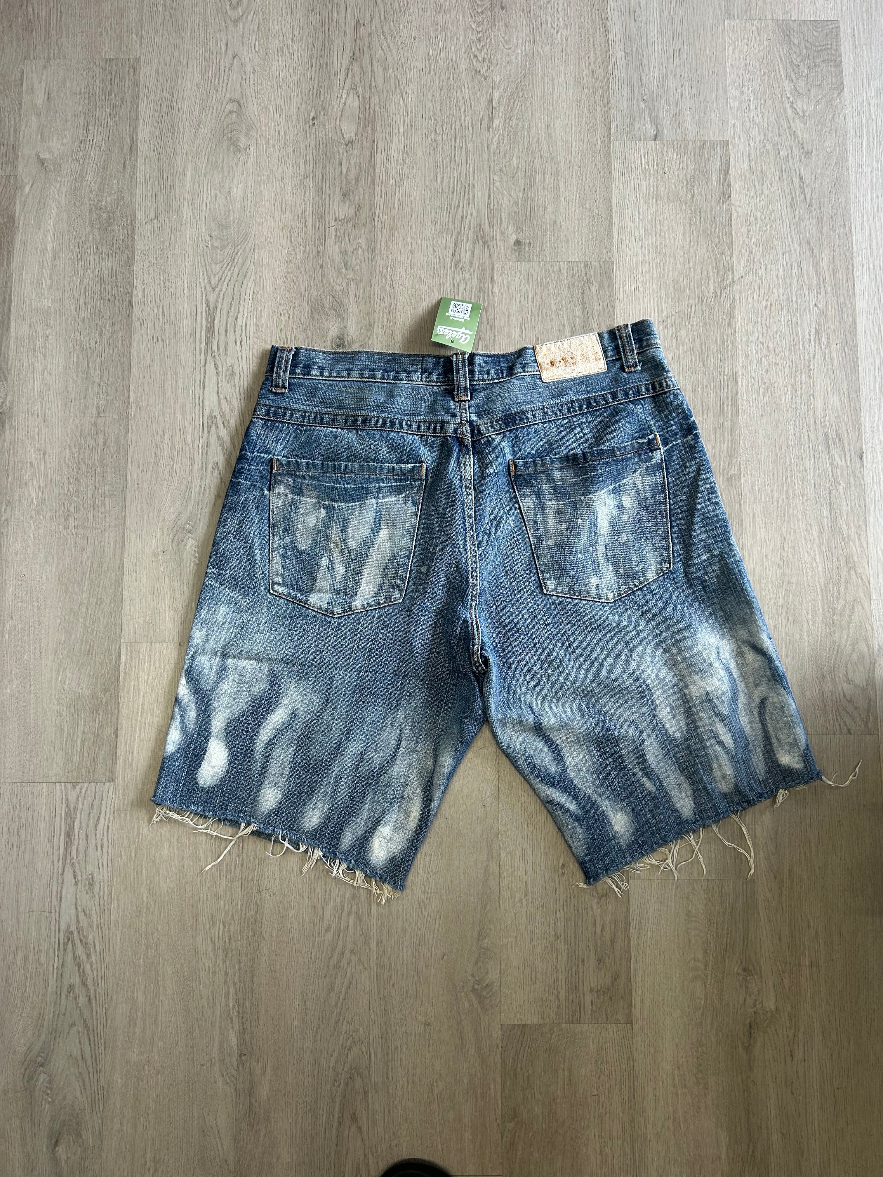 Second Skin Dark Acid Wash Flame Jorts