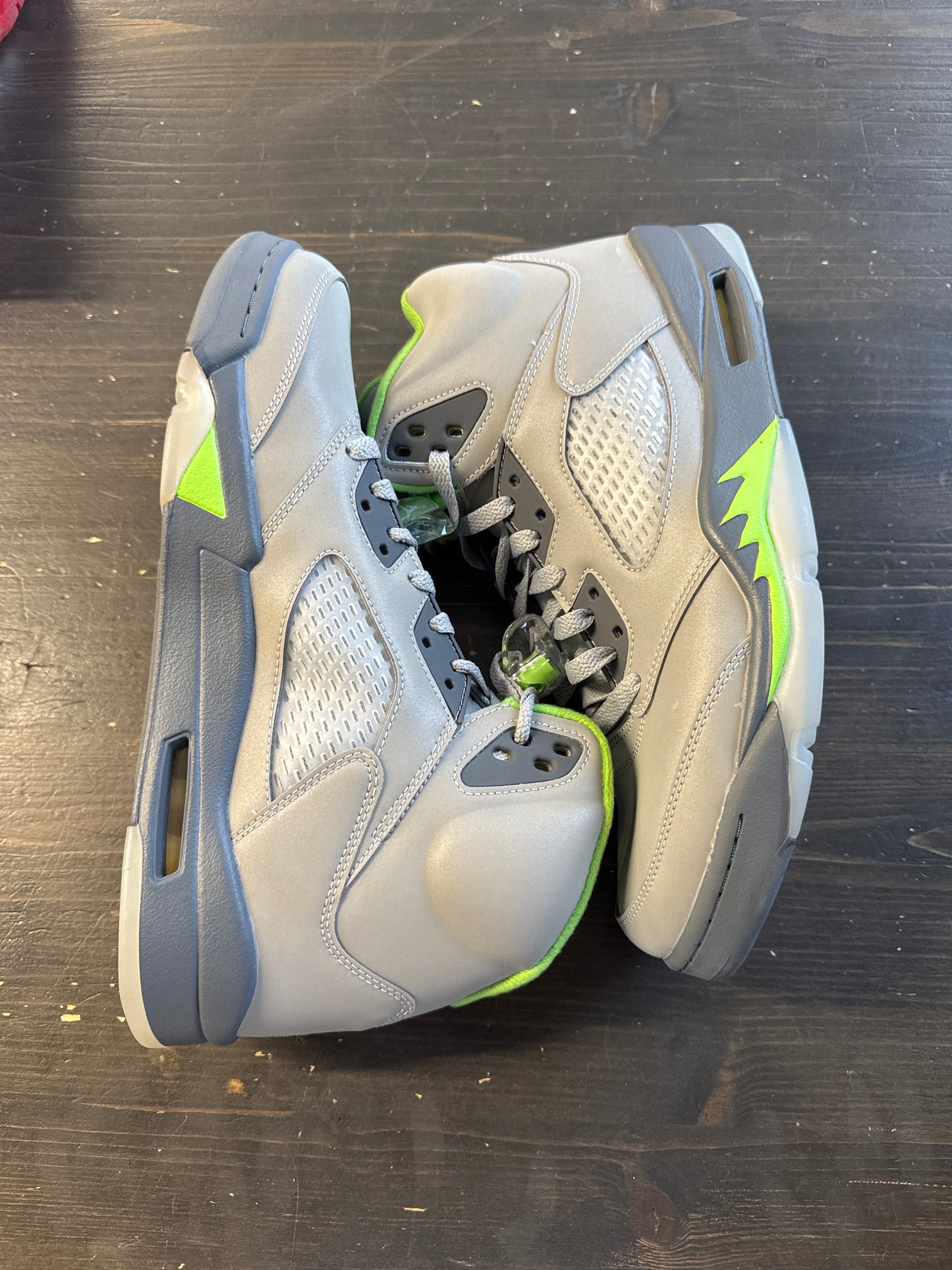 Pre-owned Jordan Retro 5 Green Bean 2022