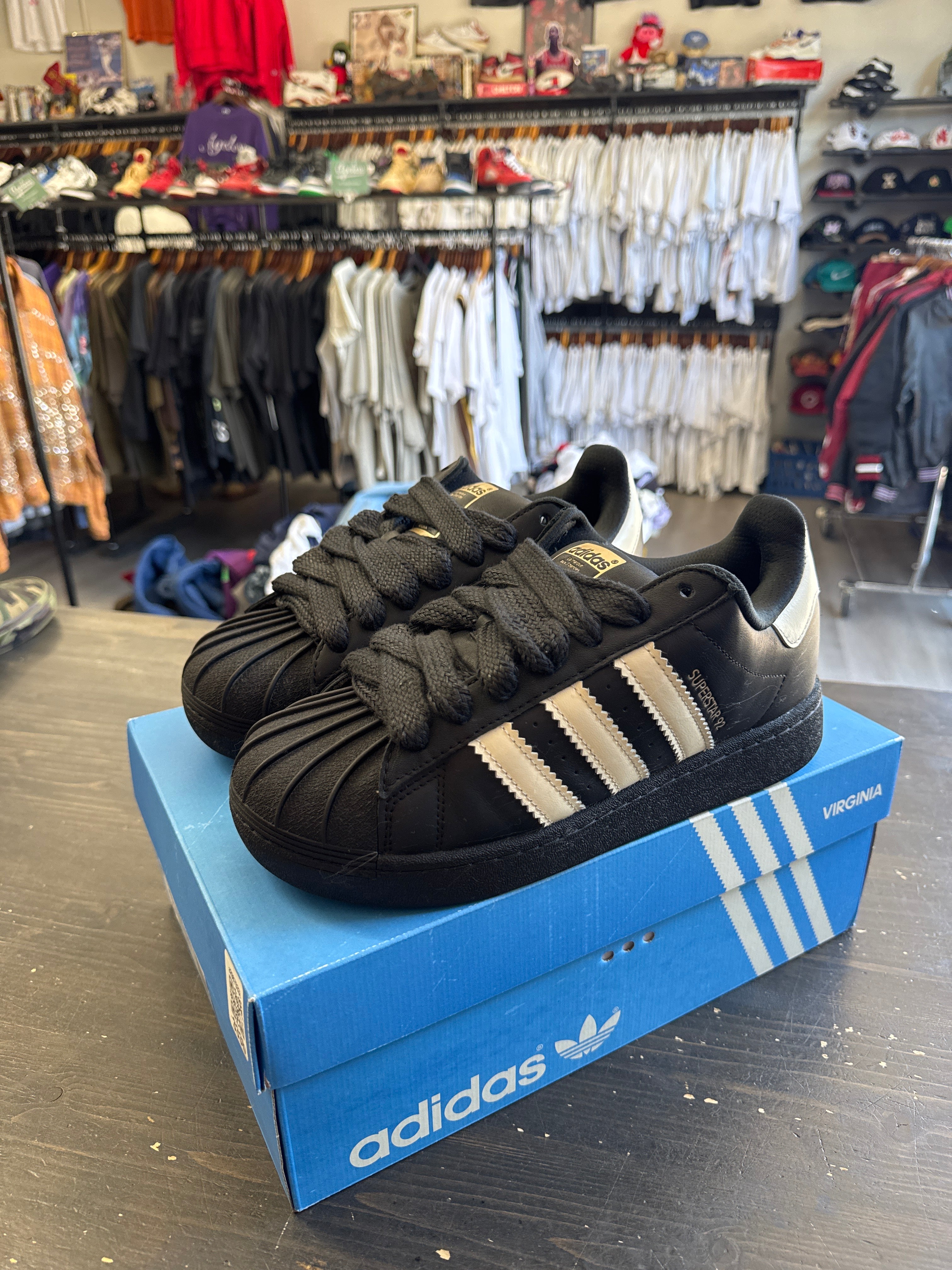 Pre-owned Adidas Superstar 92 Pharrell Black White