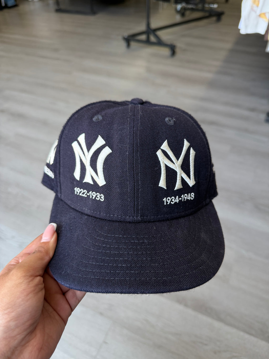 New Era Yankees Logo Navy Fitted Hat