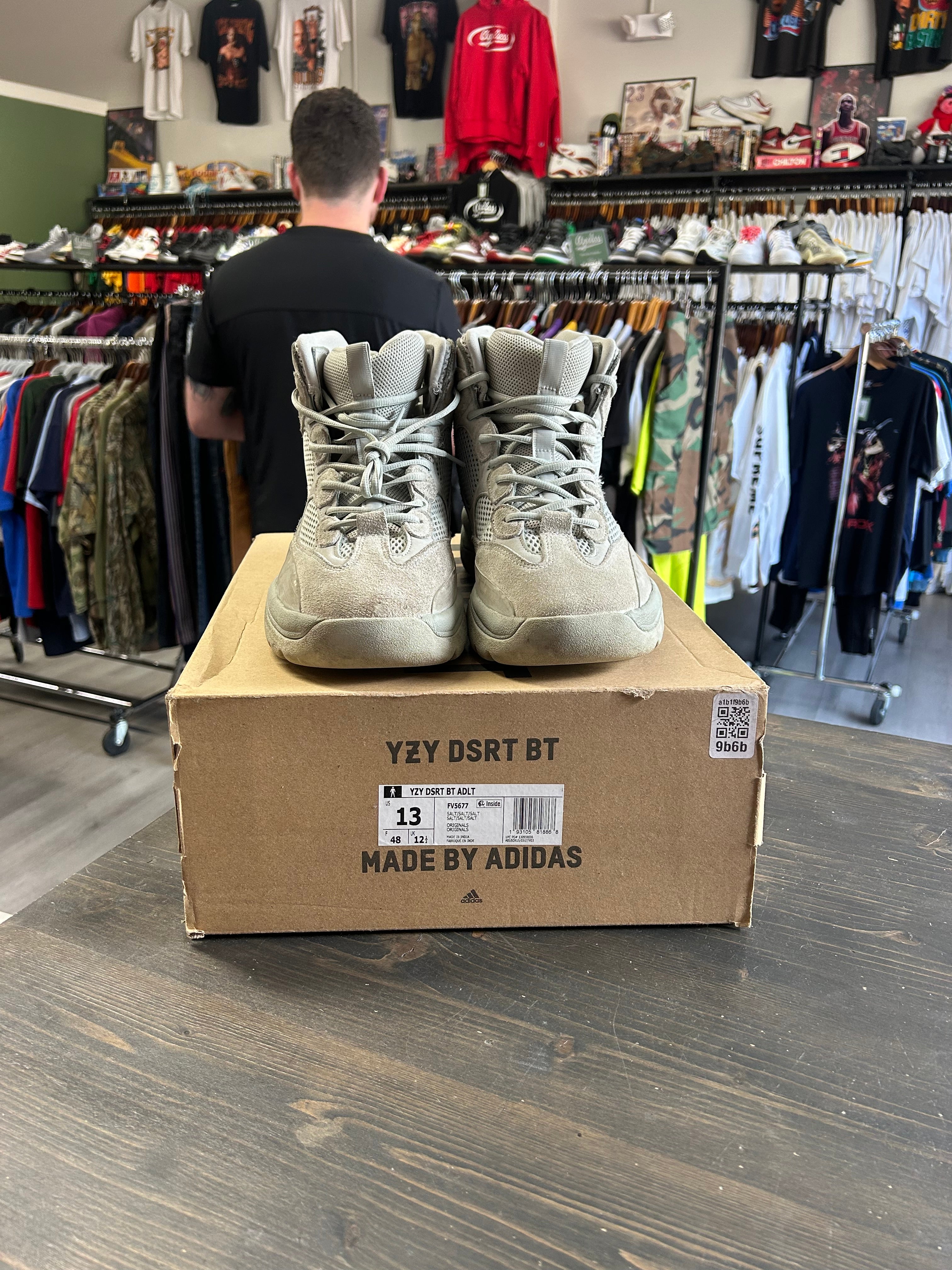 Pre-Owned Adidas Yeezy Desert Boots Salt