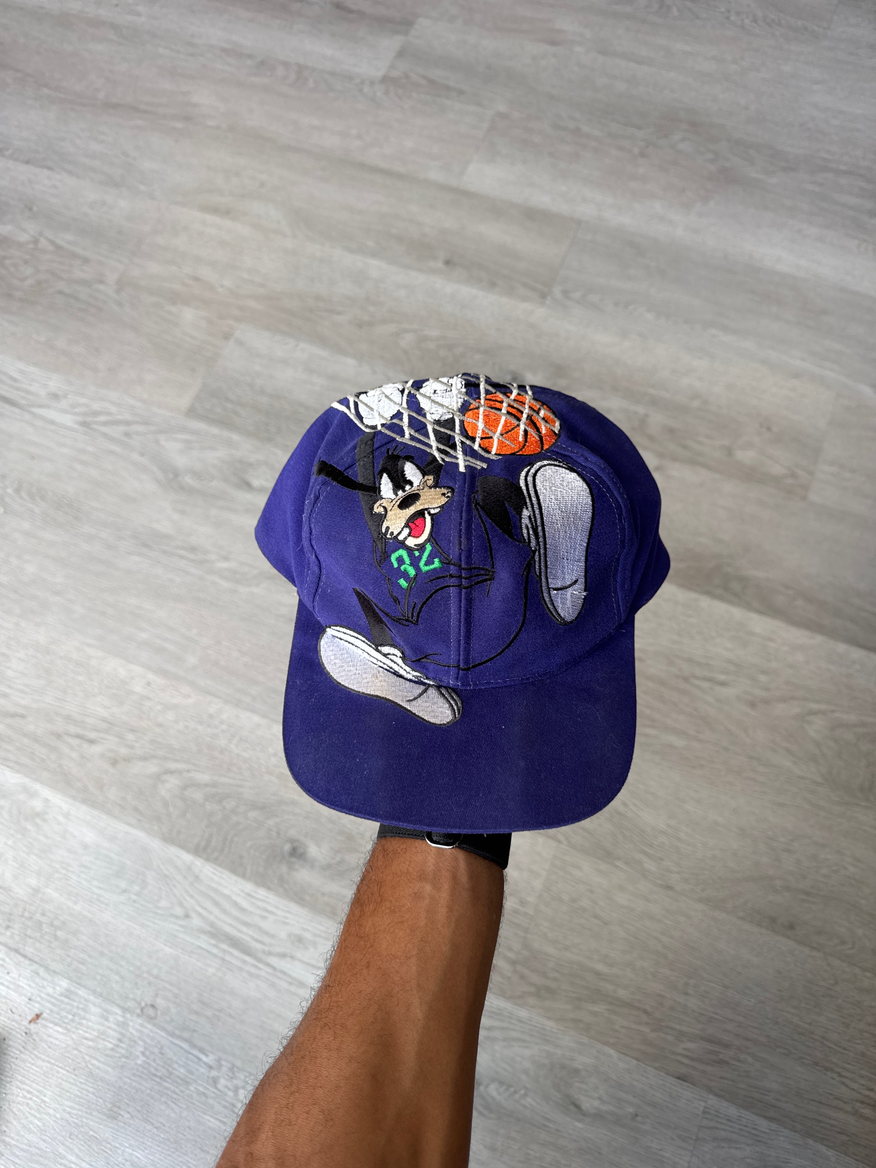 Vintage 90s Disney Goofy Basketball Embroidered SnapBack Hat