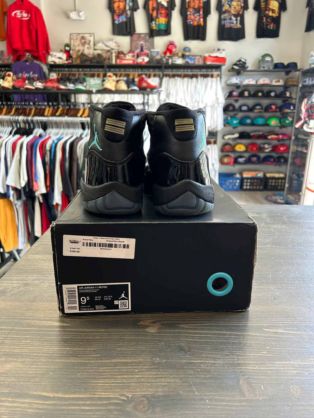 Pre-Owned Jordan 11 Retro Gamma Blue (2025)