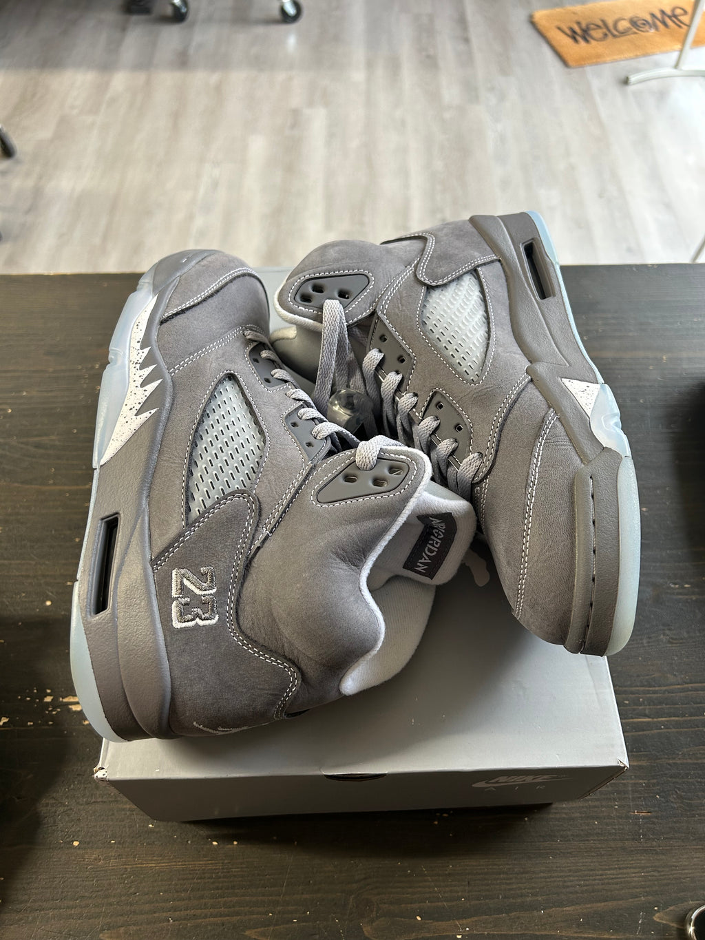Pre-Owned Jordan 5 Retro Wolf Grey (2026)