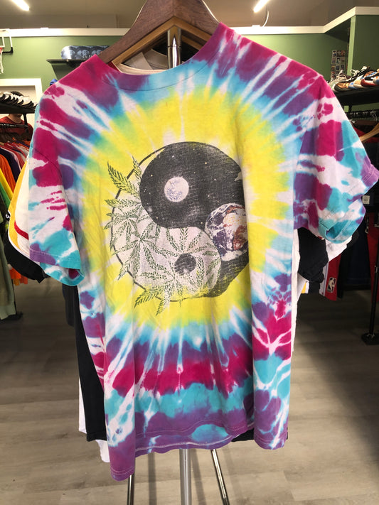 Vintage Tie Dye Yin Yang Weed Tee