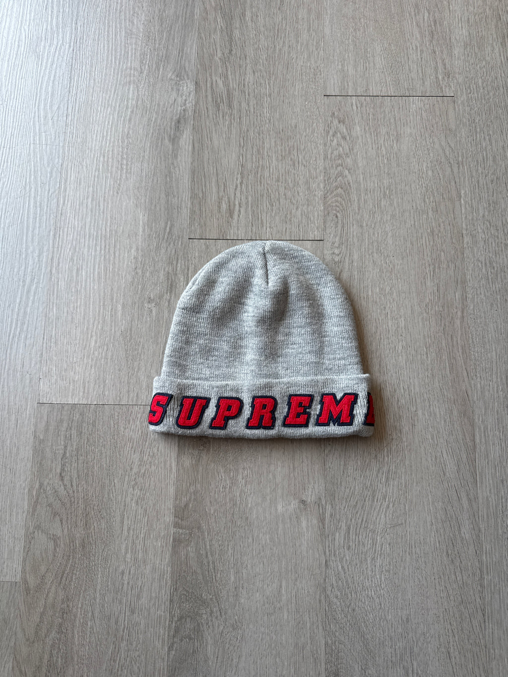 Supreme Felt Logo Heather Grey Beanie