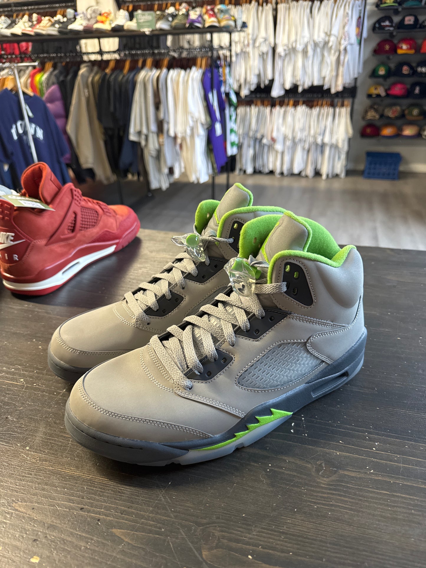 Pre-owned Jordan Retro 5 Green Bean 2022