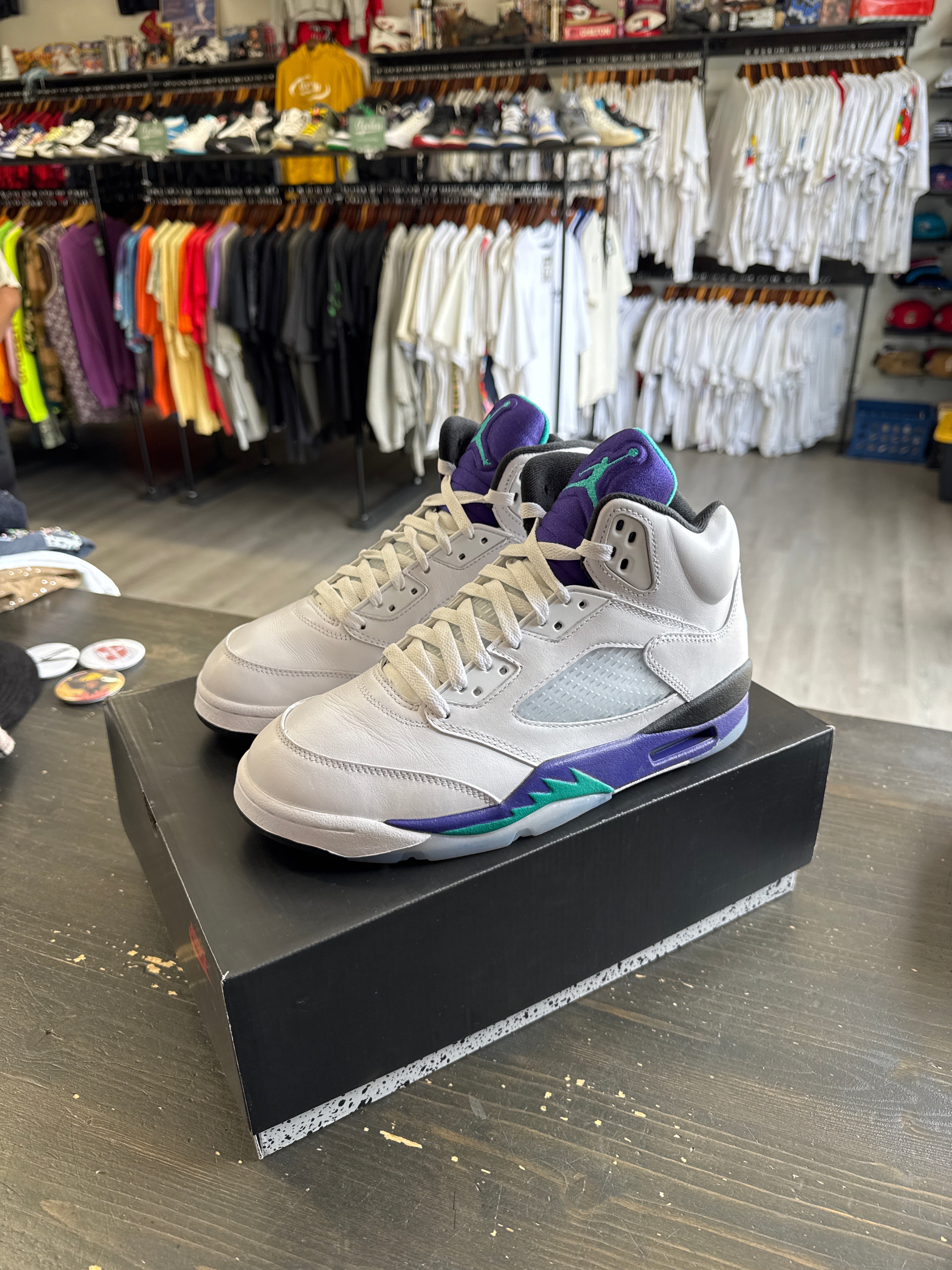 Pre-owned Jordan Retro 5 Grape 2025