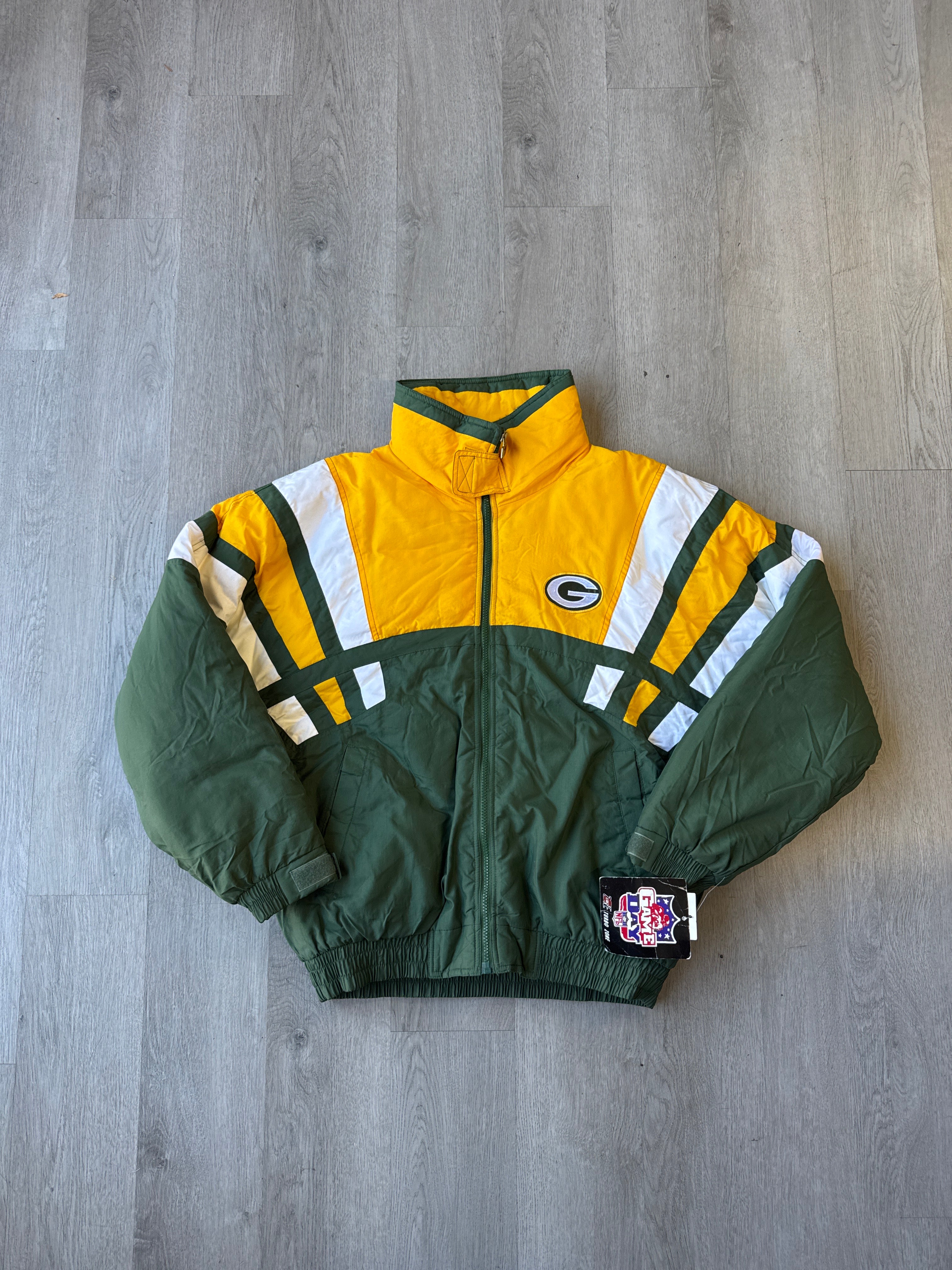 Vintage 90s Gameday Green Bay Packers Puffer Jacket