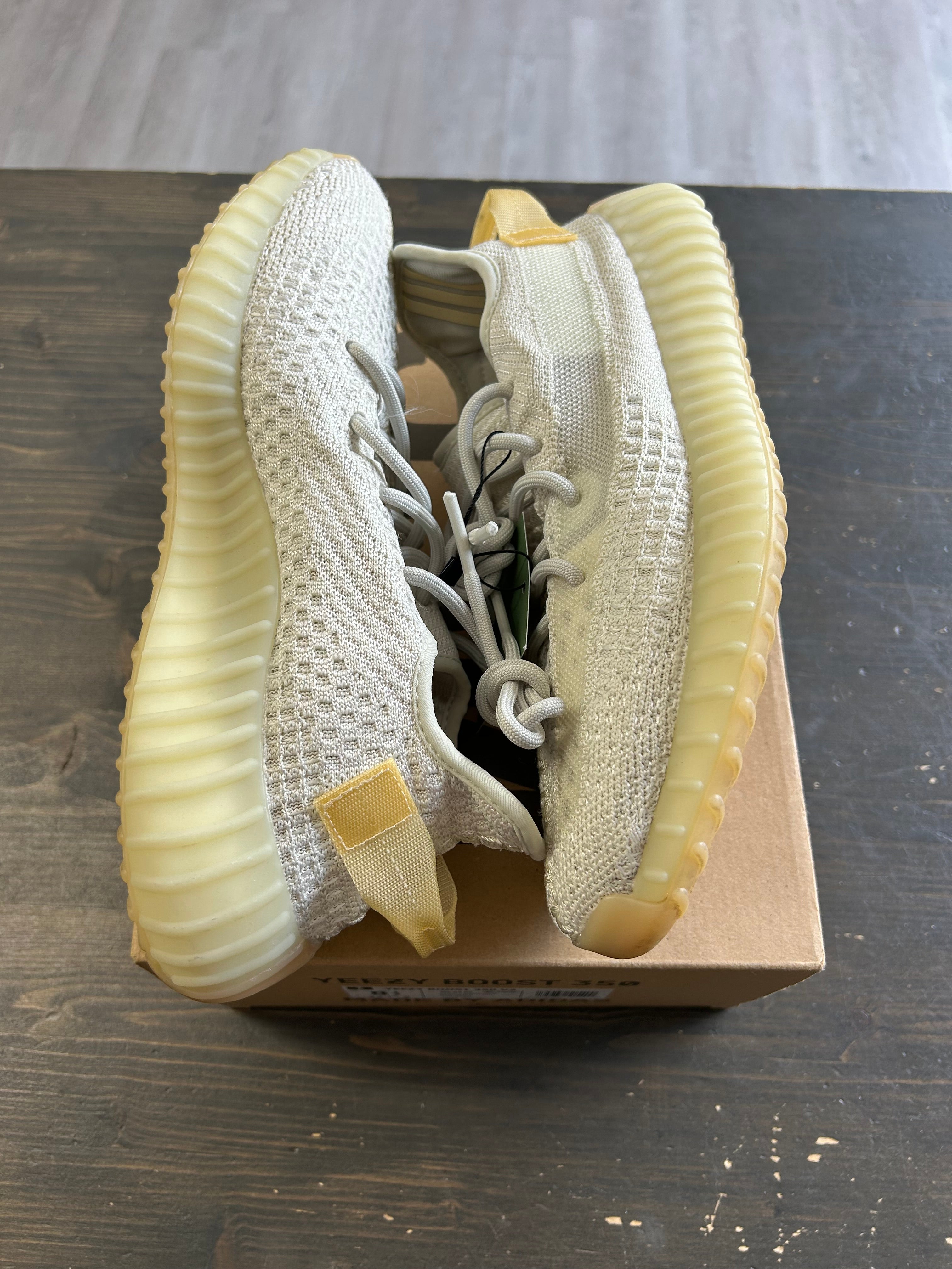 Pre-Owned Adidas Yeezy Boost 350 V2 Light