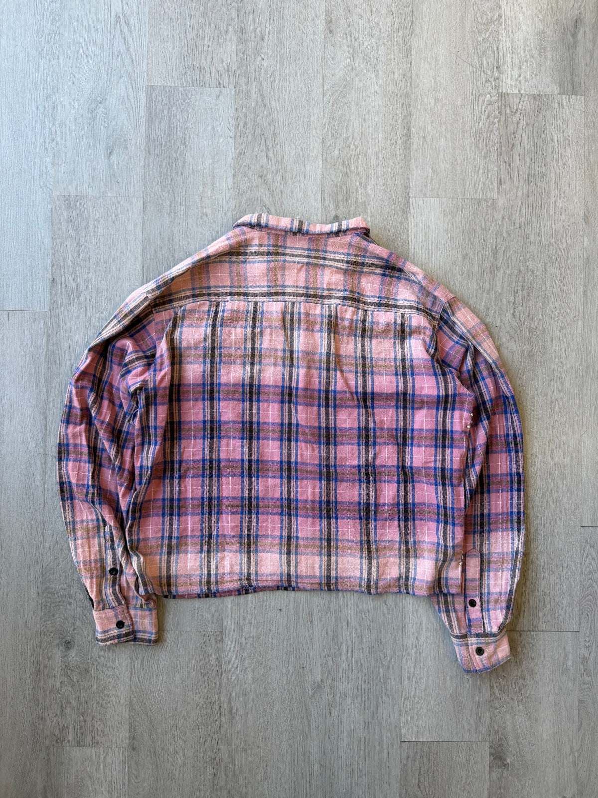 Vale Pink Rhinestone Spiderweb Button Flannel