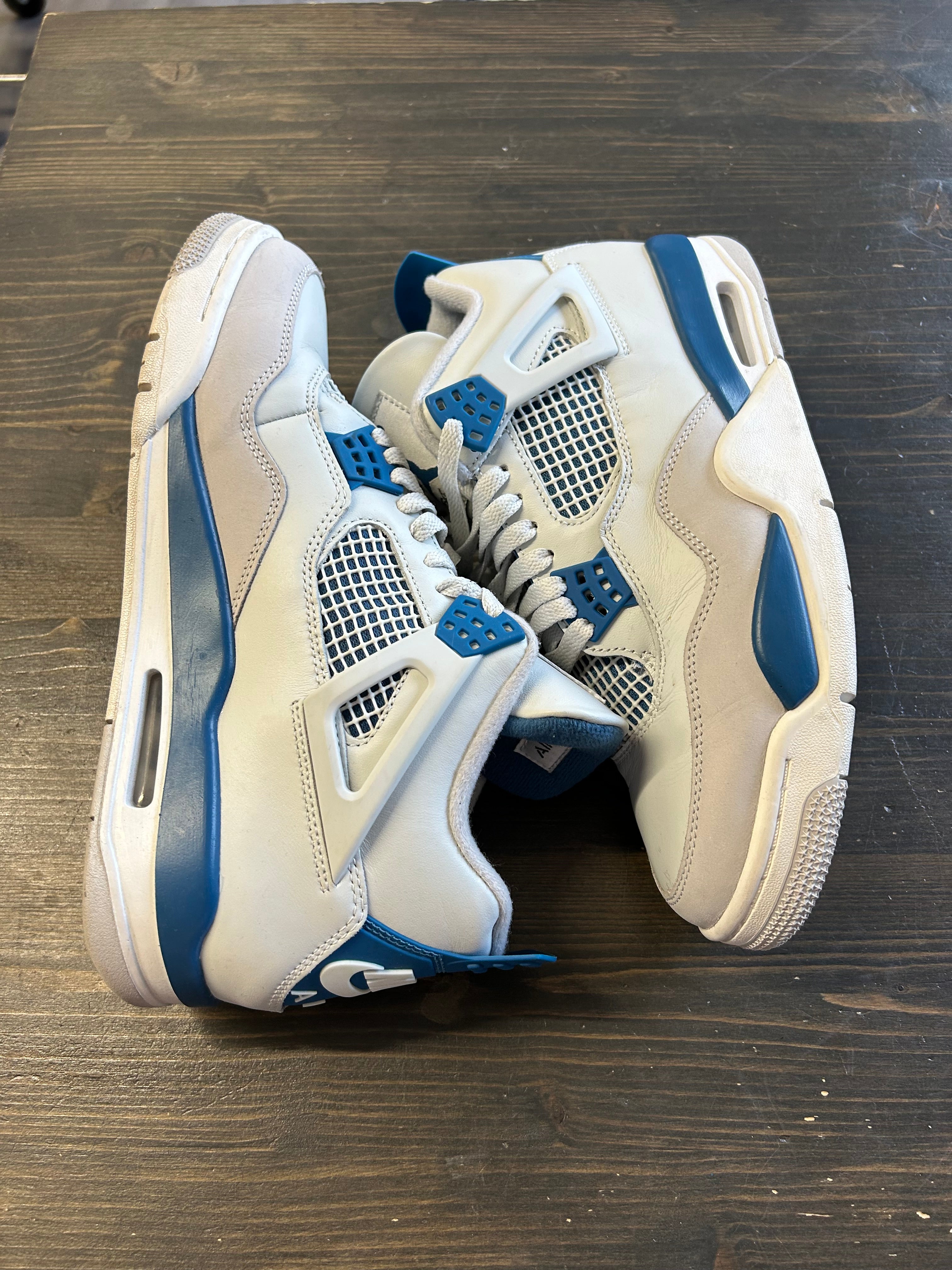 Pre-Owned Jordan 4 Retro Military Blue (2024)