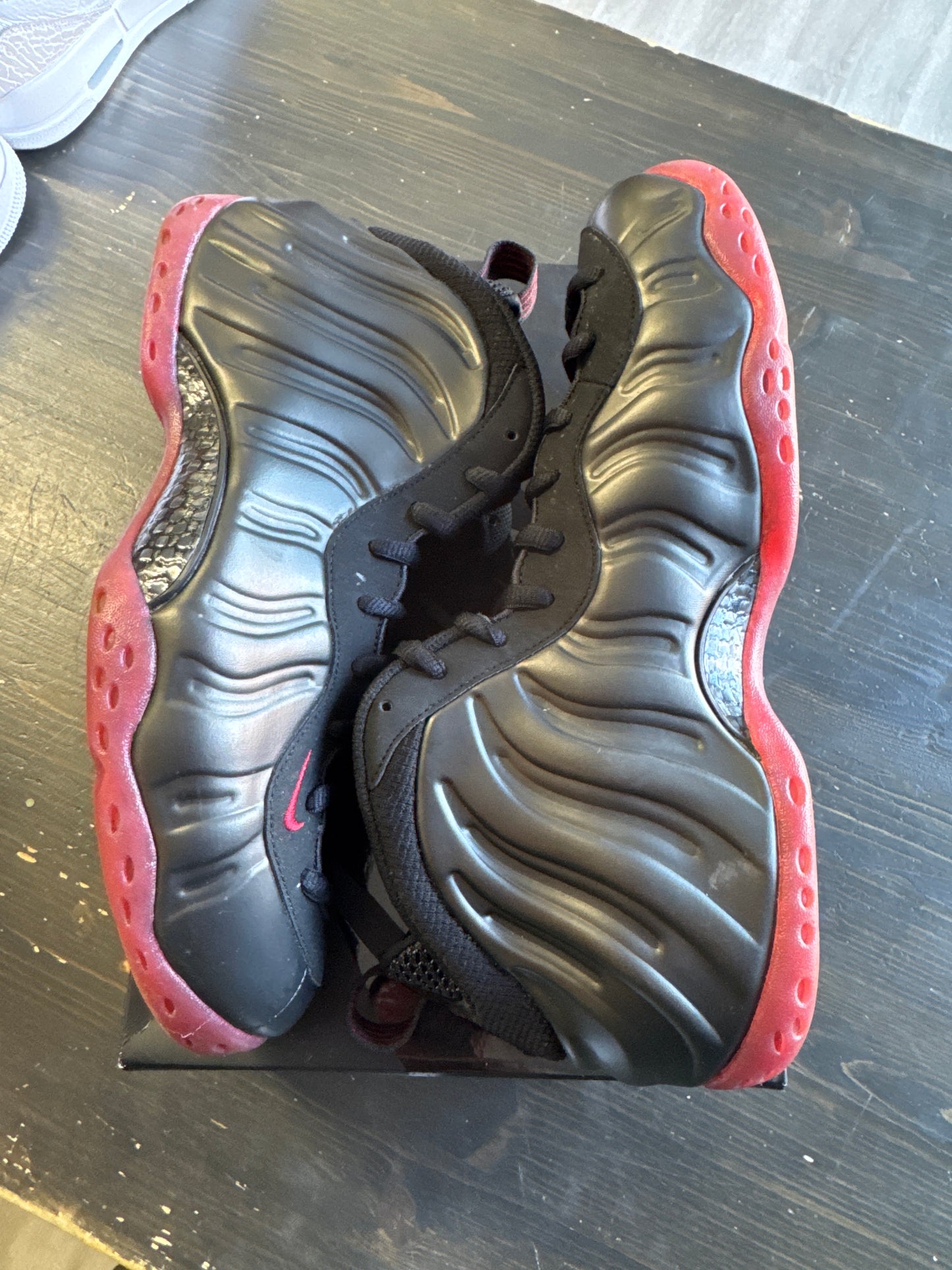 Pre-owned Nike Air Foamposite One Cough Drop