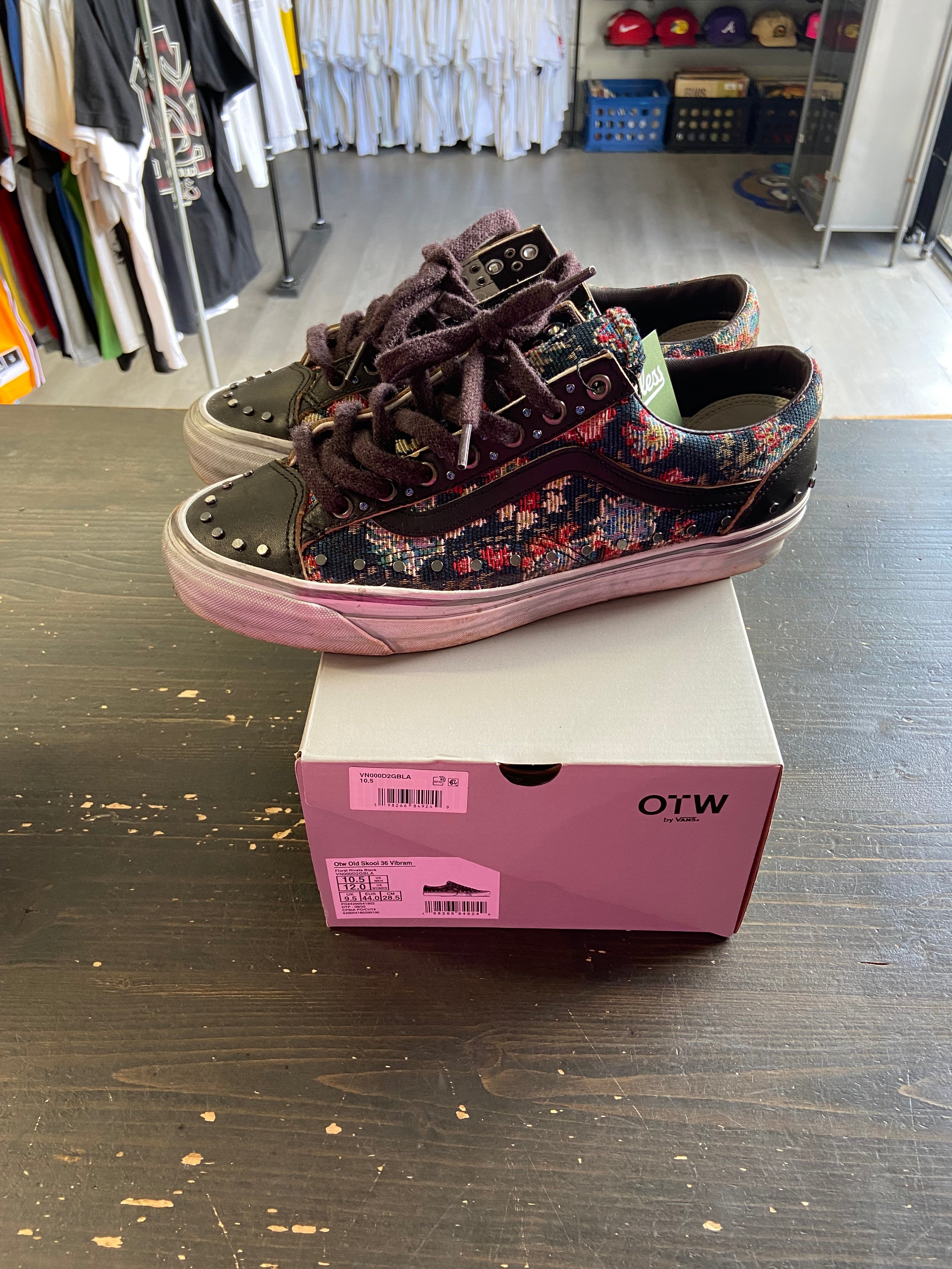 Pre-owned Vans OTW Old Skool 36 Vibram Floral Rivets Black