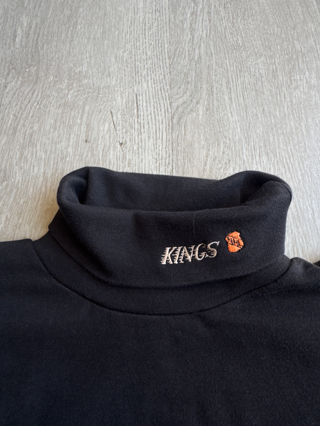 Vintage 90s Los Angeles Kings Embroidered Turtleneck Long Sleeve