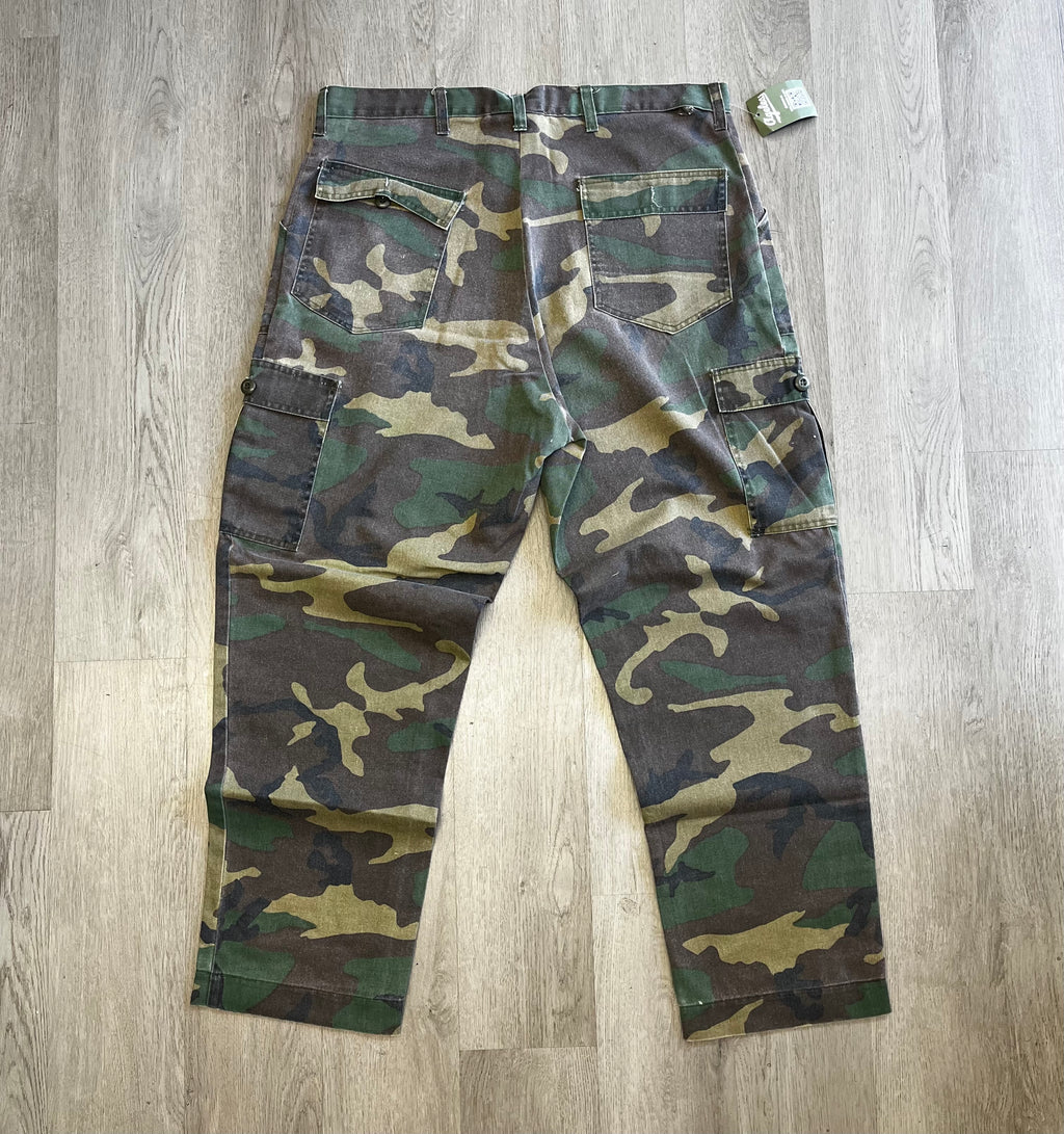 Vintage 90s US Army Woodland Camo Pants