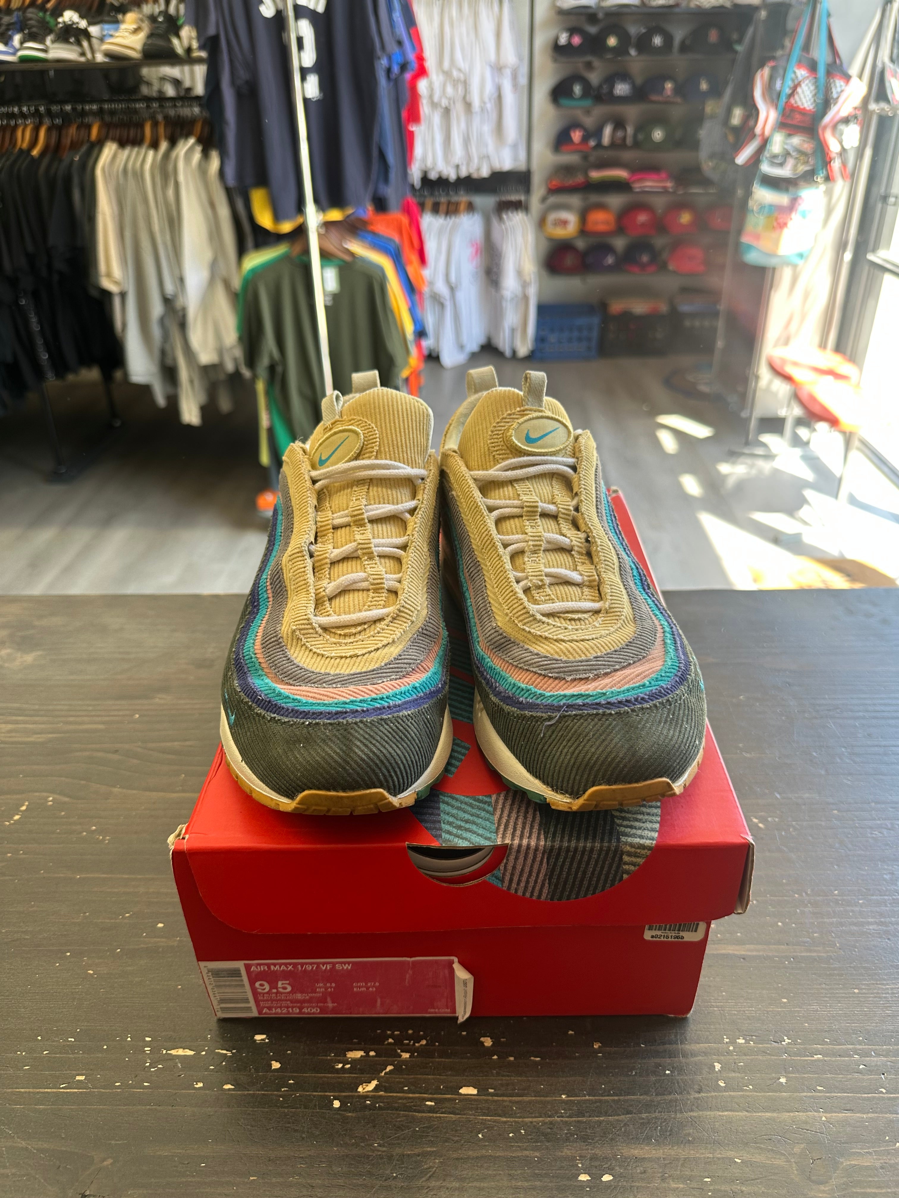 Pre-Owned Nike Air Max 1/97
Sean Wotherspoon (Extra Lace Set Only)