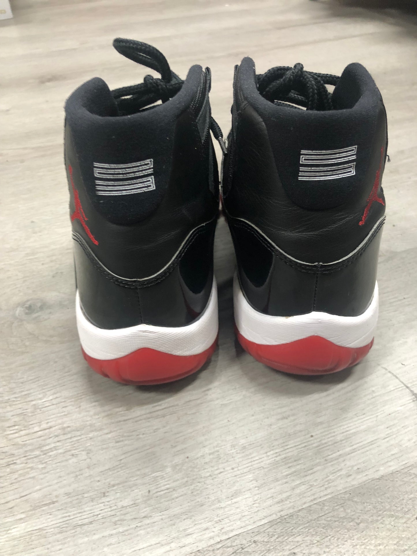 Pre-Owned Jordan 11 Retro Playoffs Bred (2019)