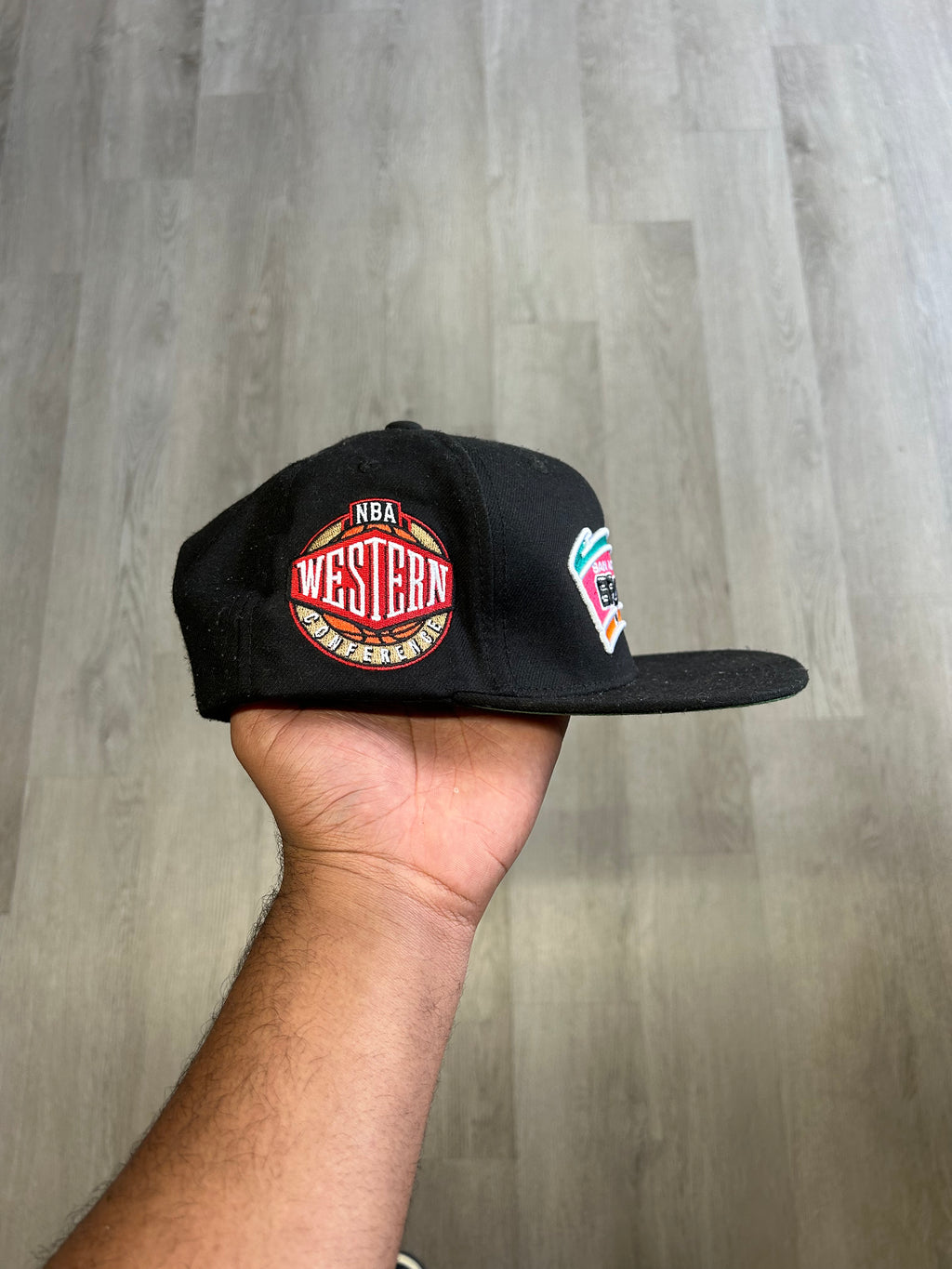 Mitchell & Ness San Antonio Spurs Hardwood Classics 1999 NBA Finals Top Shot Snapback Hat
