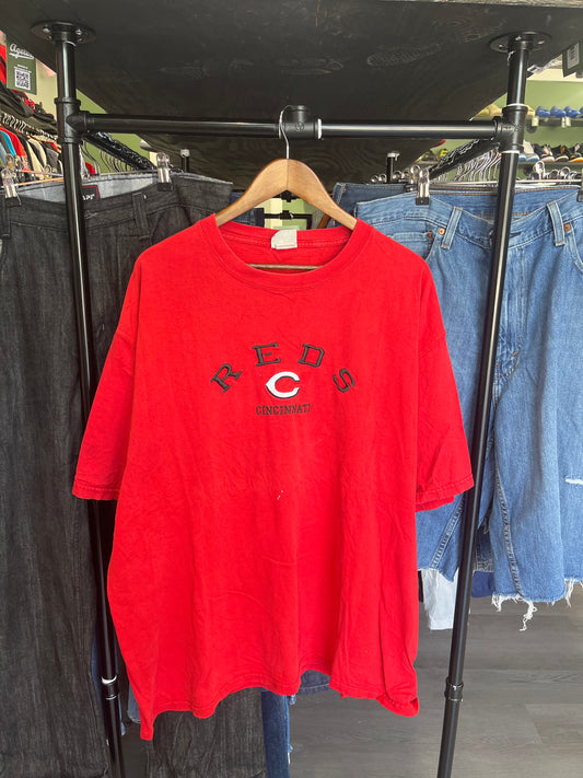 Vintage Cincinnati Reds Tee