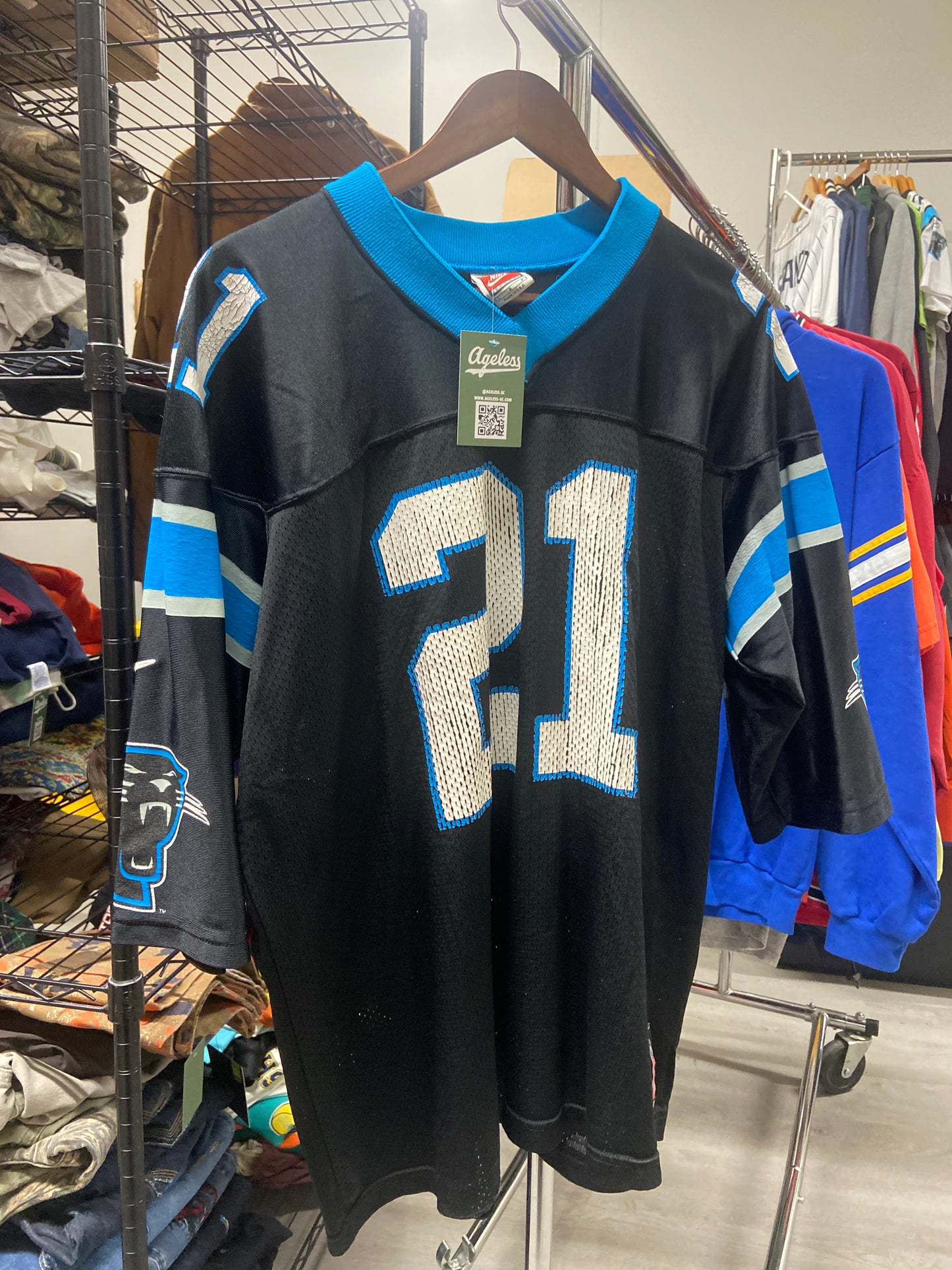 Vintage Nike Carolina Panthers Tim Biakabutuka #21 Jersey