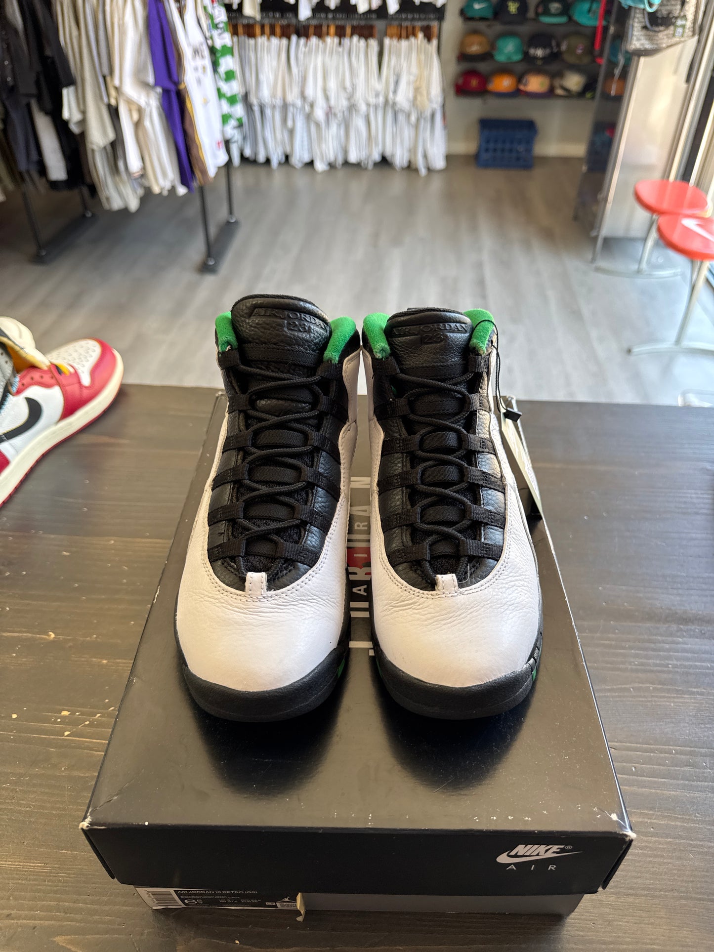 Pre-owned Jordan Retro 10 Seattle