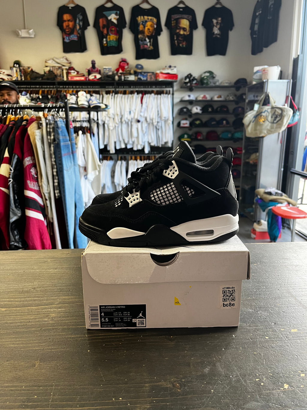 Pre-Owned Jordan 4 Retro White Thunder